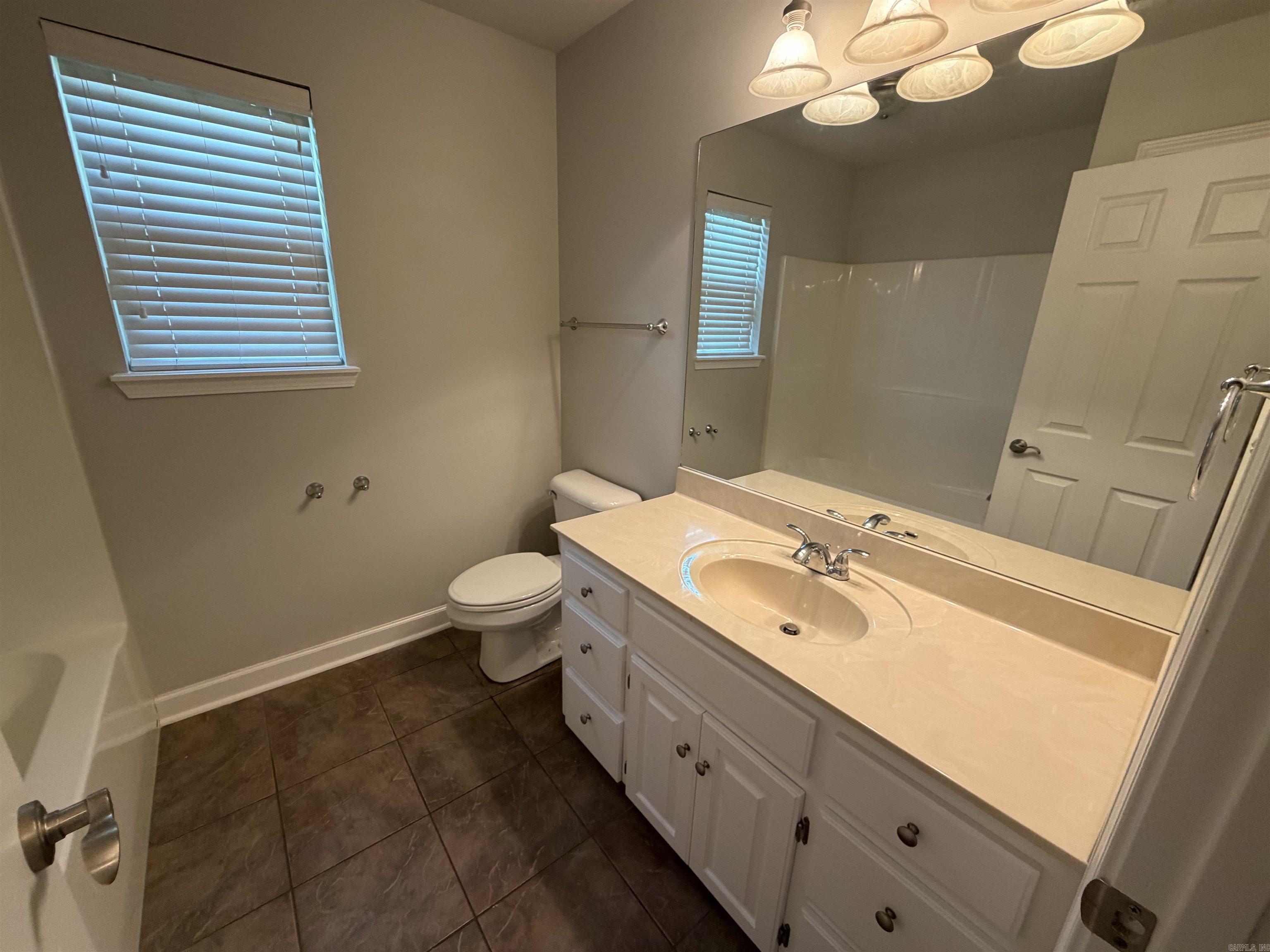 3304 Lacross Dr  Bryant, AR