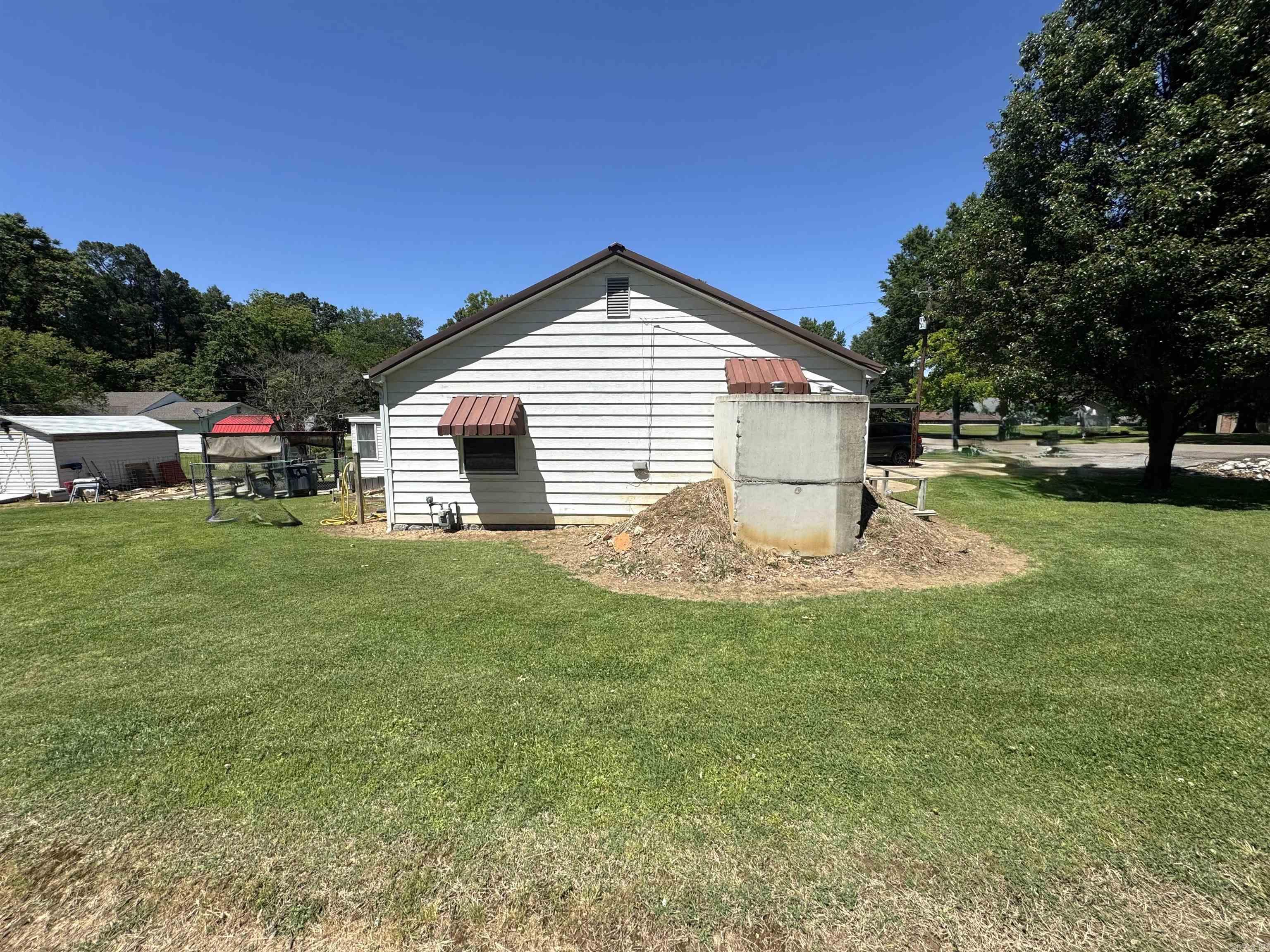 563 S 12th  Piggott, AR