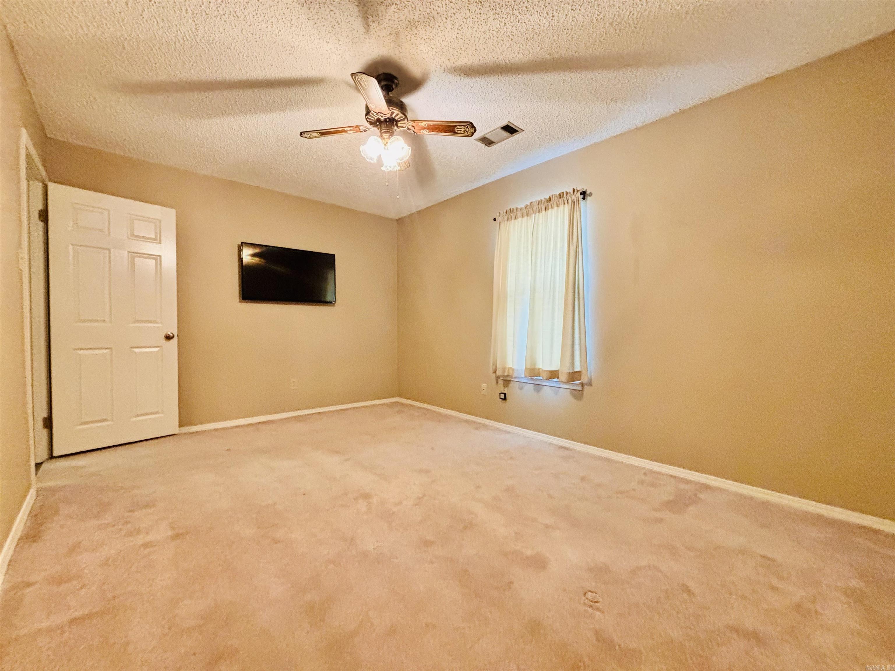 23 Dark Forest  Benton, AR
