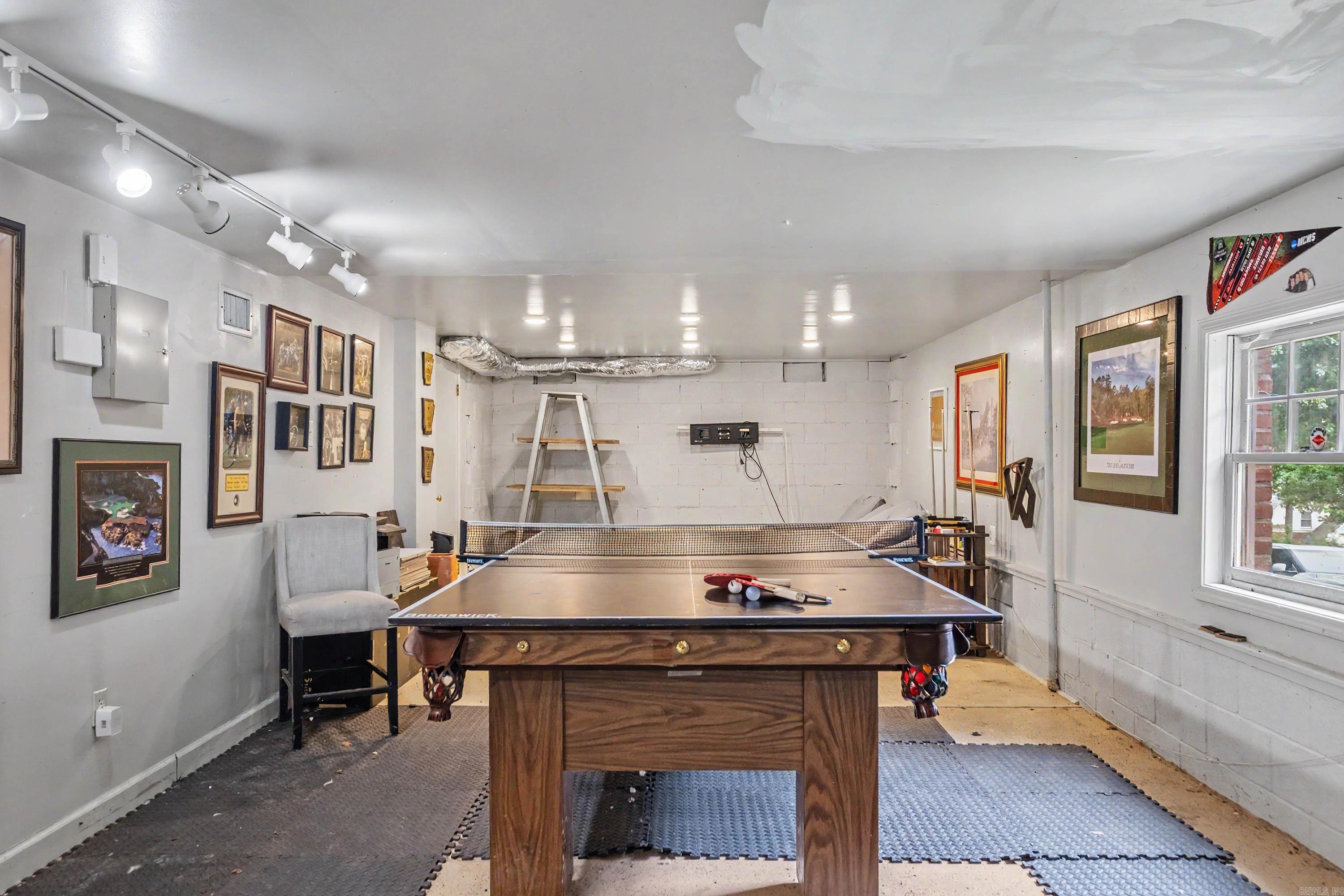 32 Chimney Sweep  Little Rock, AR