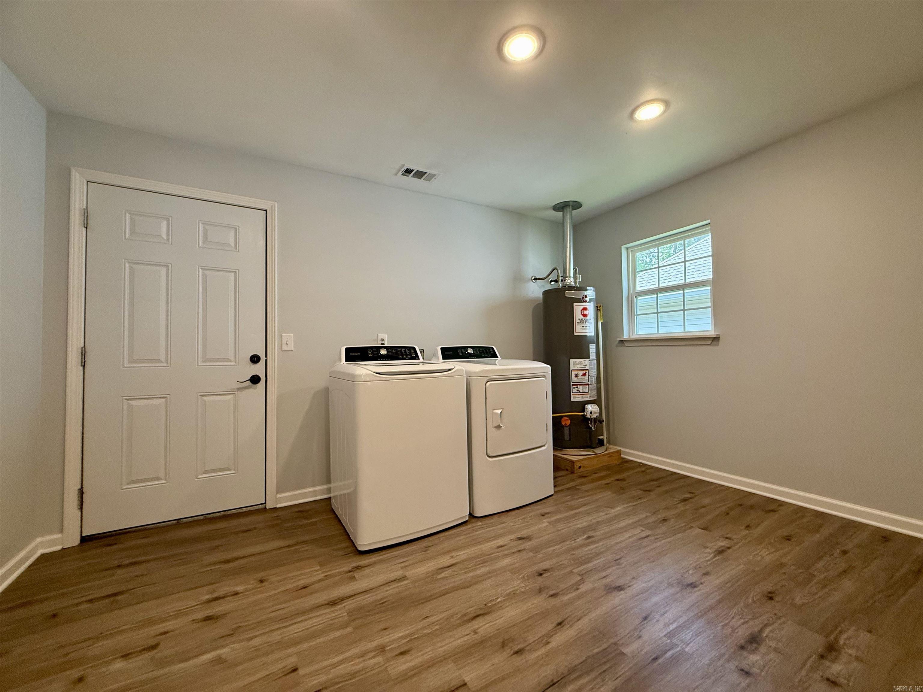 708 W Ashley St Benton, AR 72015
