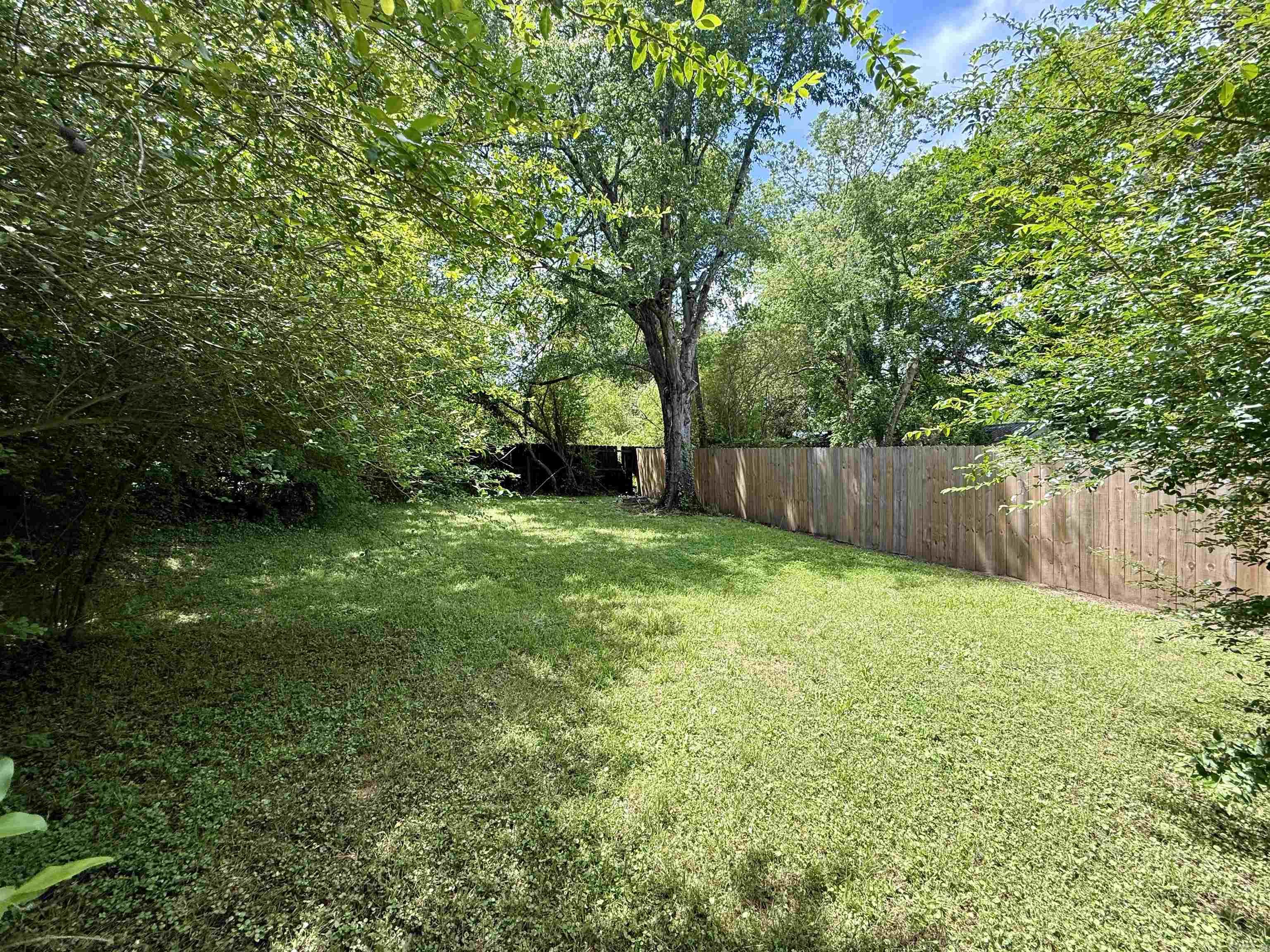 708 W Ashley St Benton, AR 72015