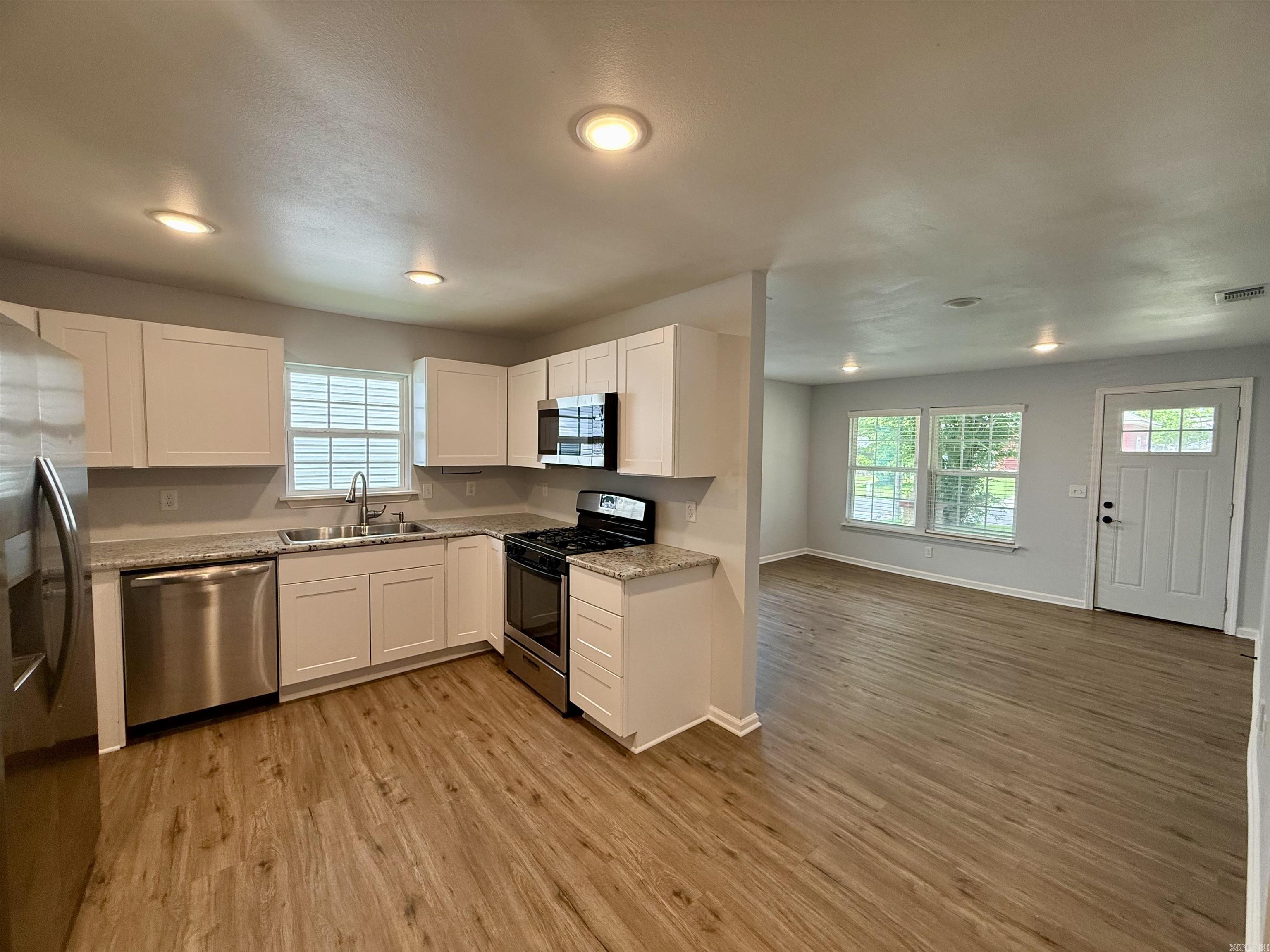 708 W Ashley St Benton, AR 72015