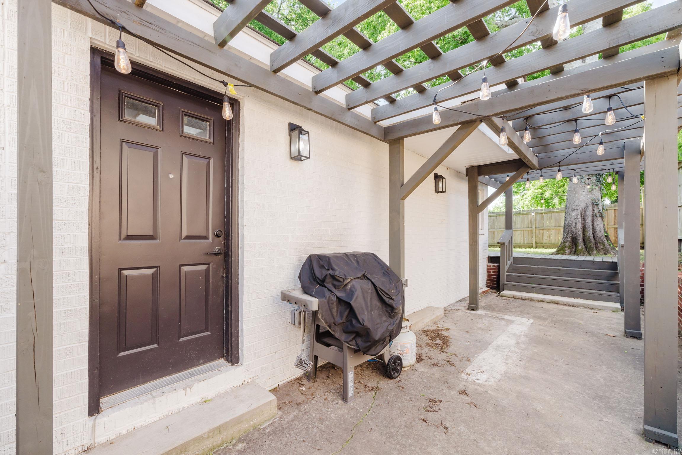 213 E Narroway  Benton, AR