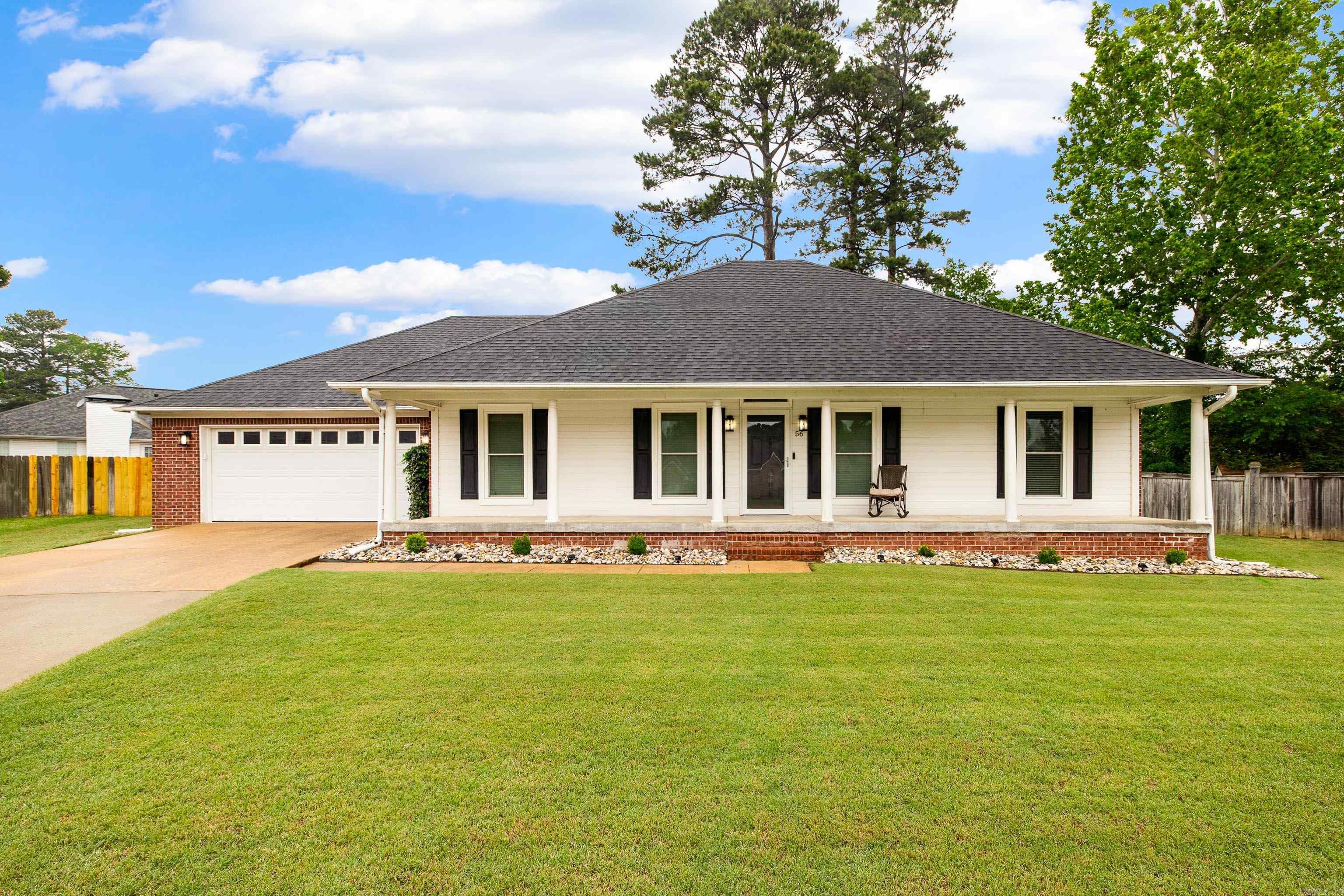 56 Waterside  Maumelle, AR