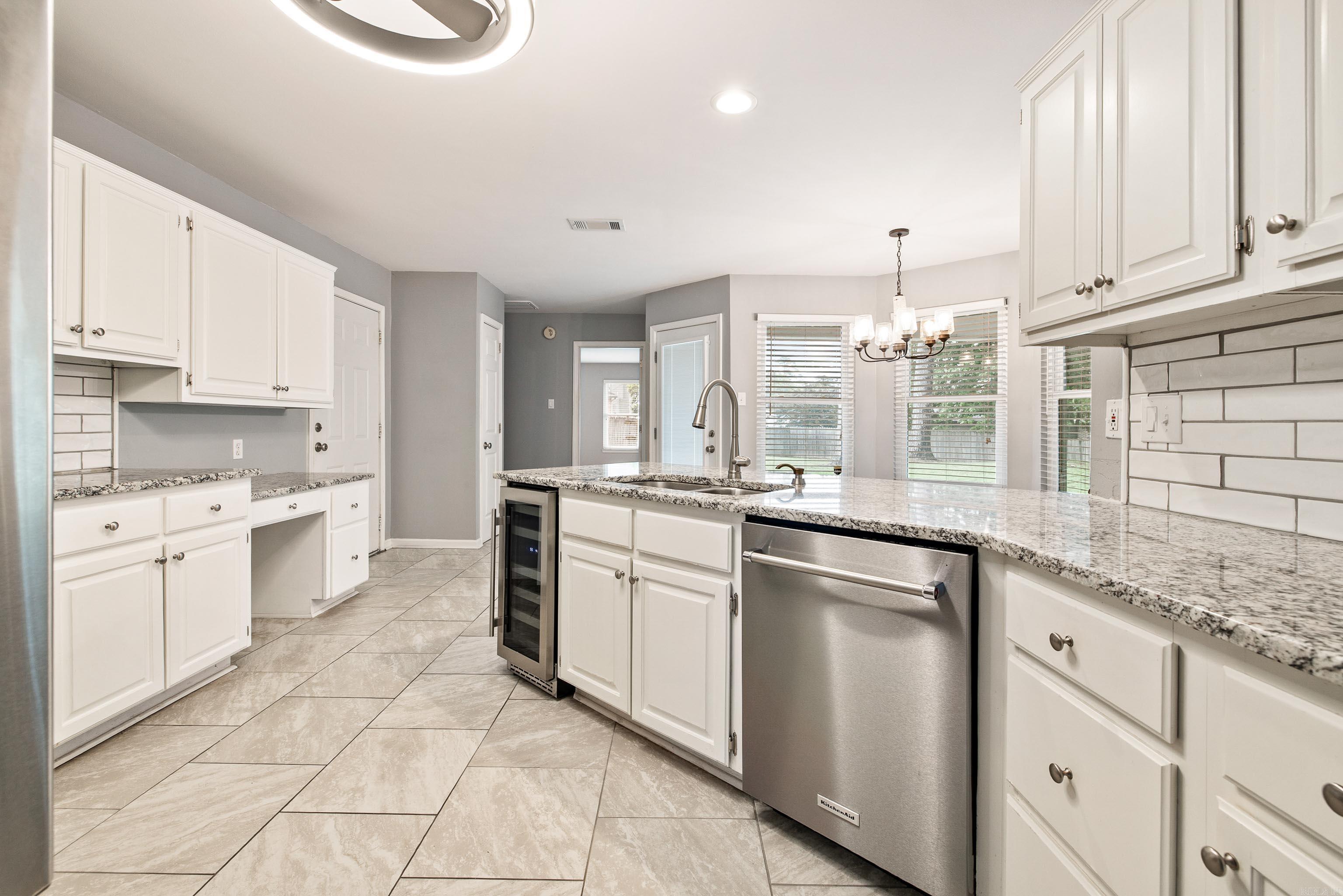 56 Waterside  Maumelle, AR