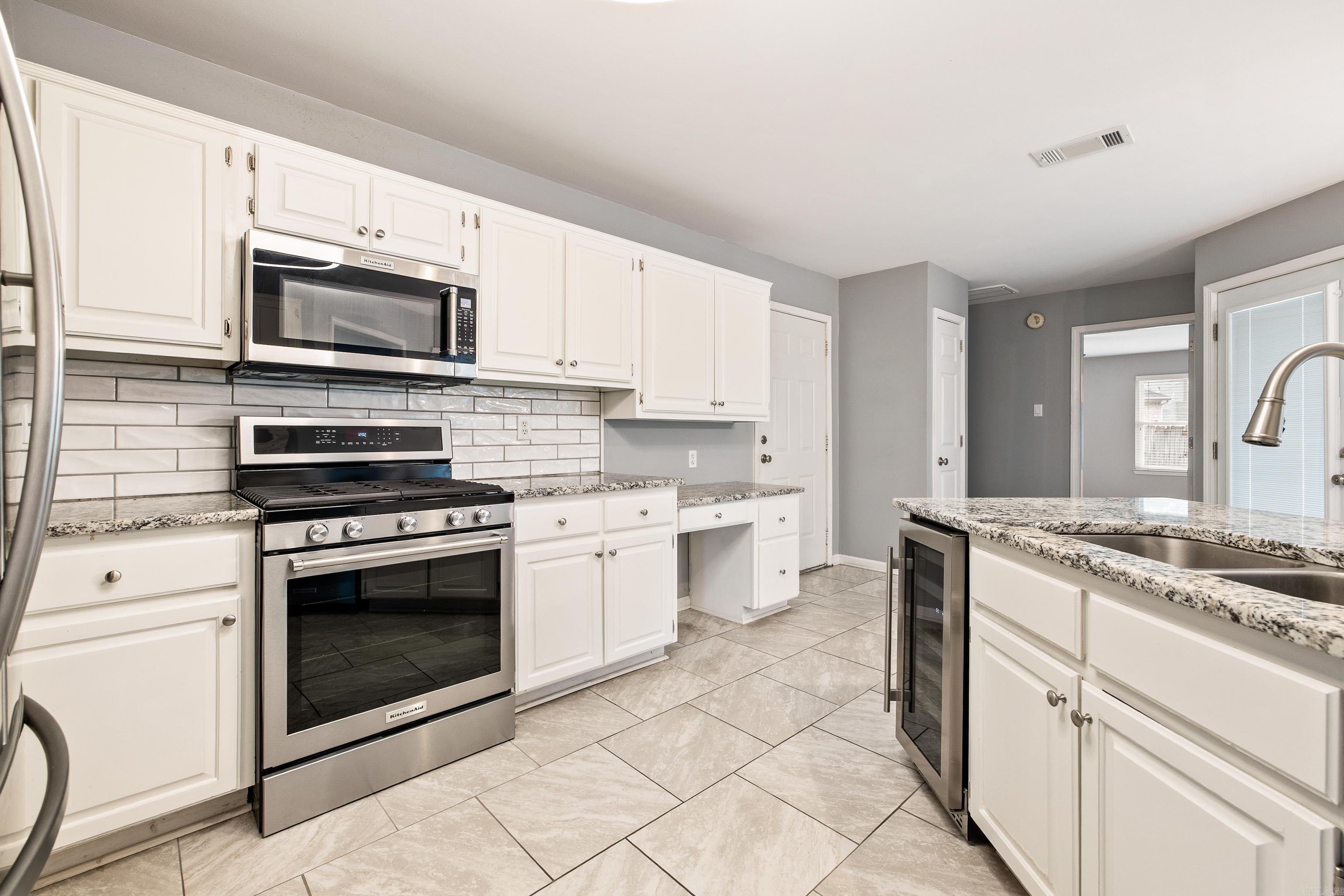 56 Waterside  Maumelle, AR