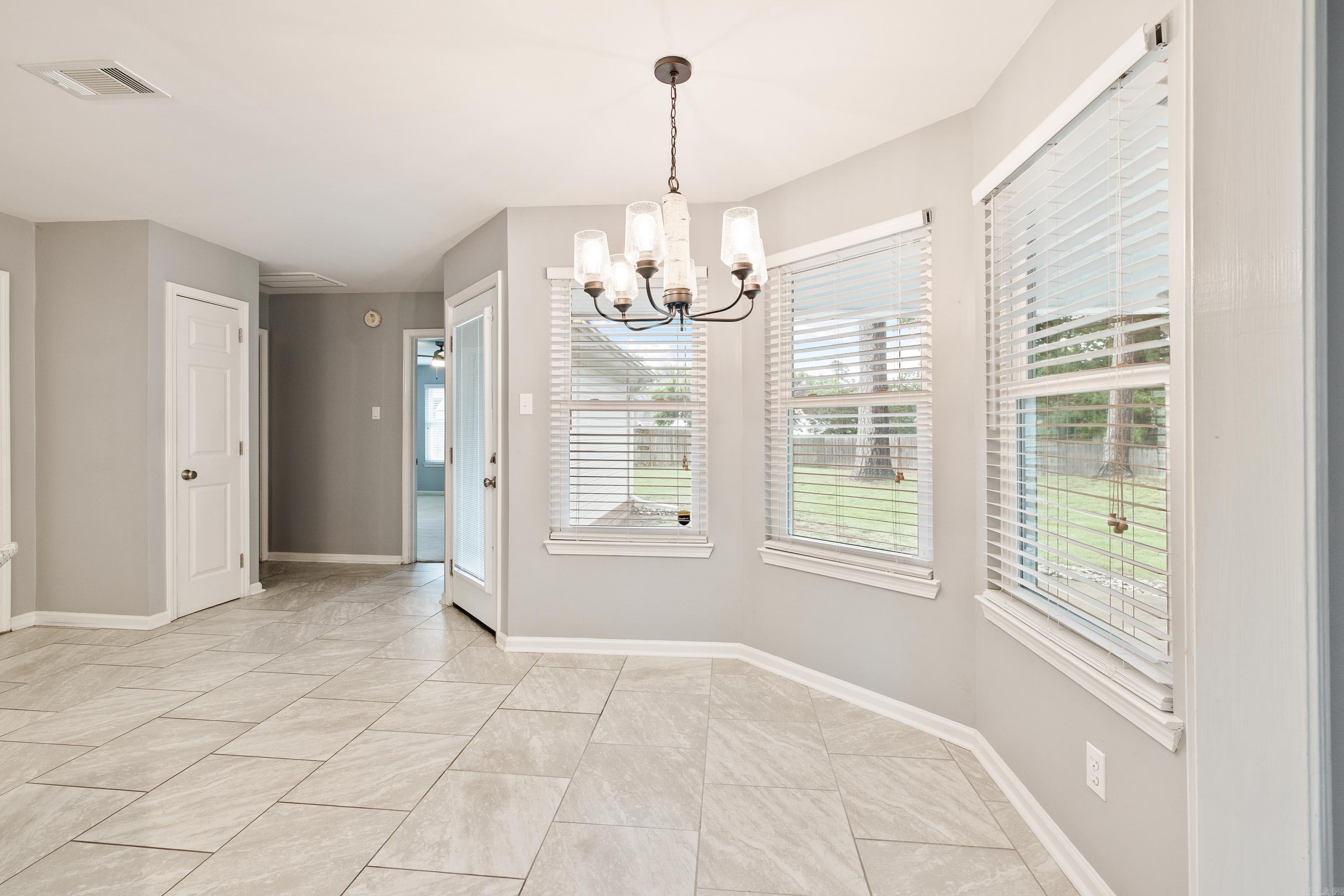 56 Waterside  Maumelle, AR