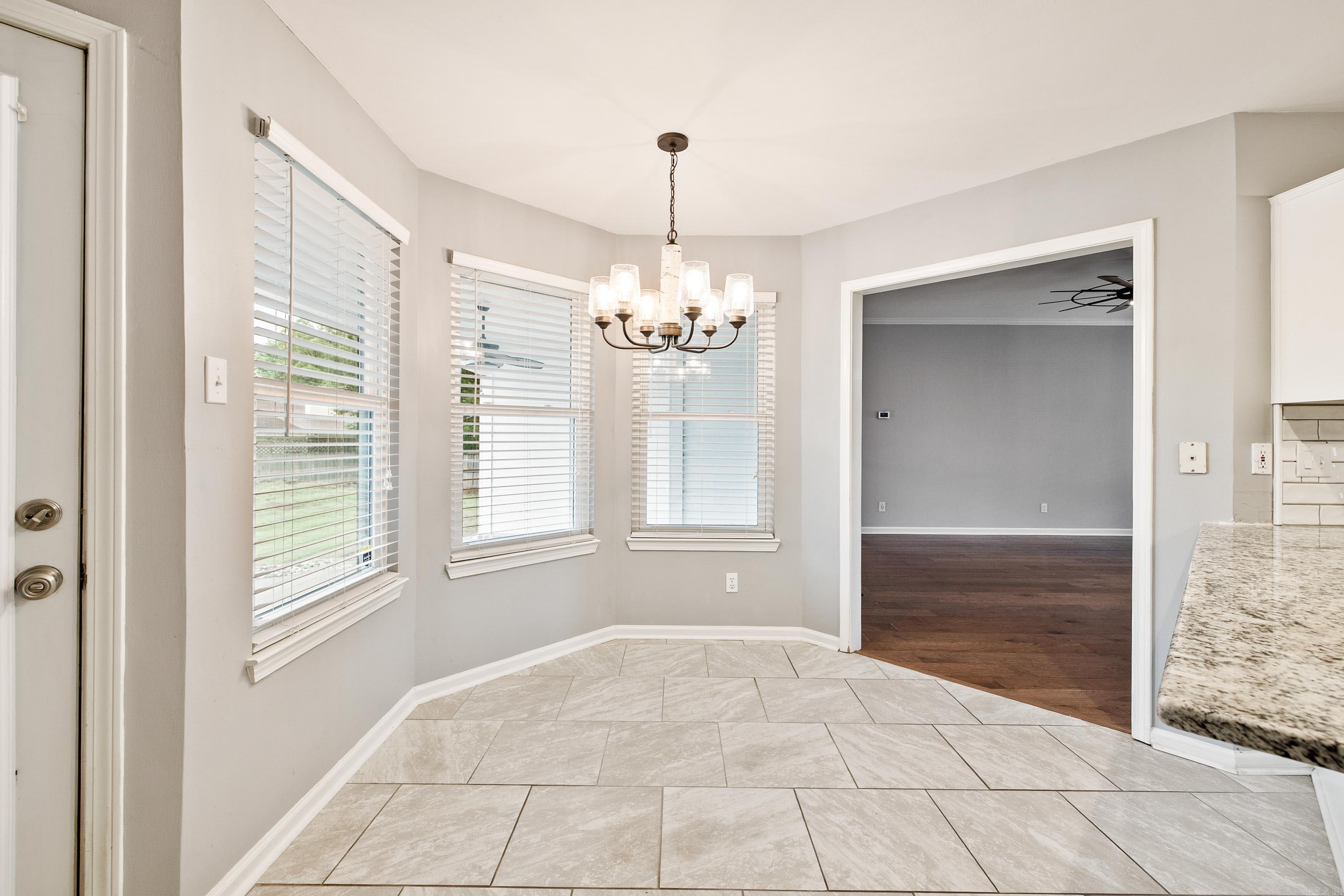 56 Waterside  Maumelle, AR