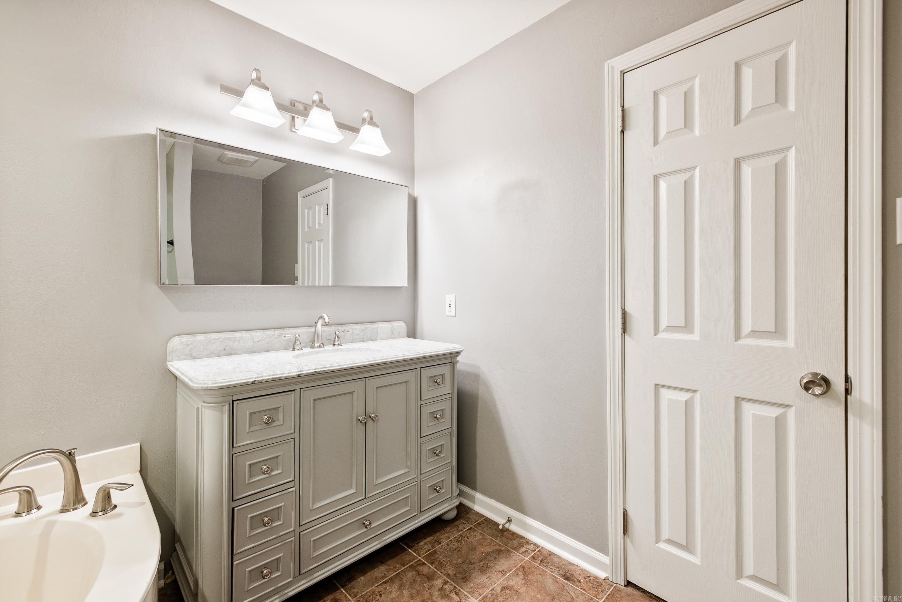 56 Waterside  Maumelle, AR
