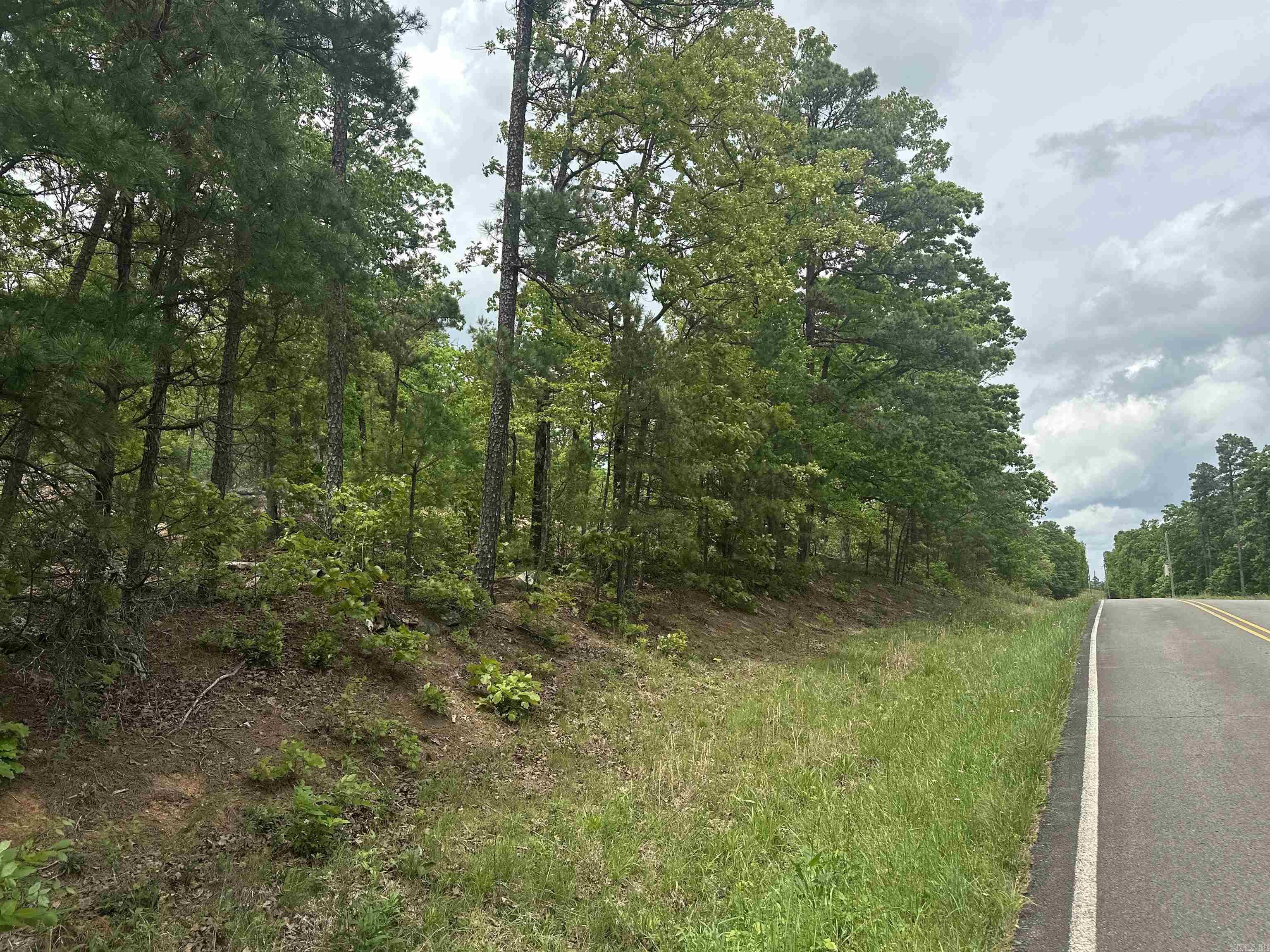 000 Holly Mtn Rd  Clinton, AR