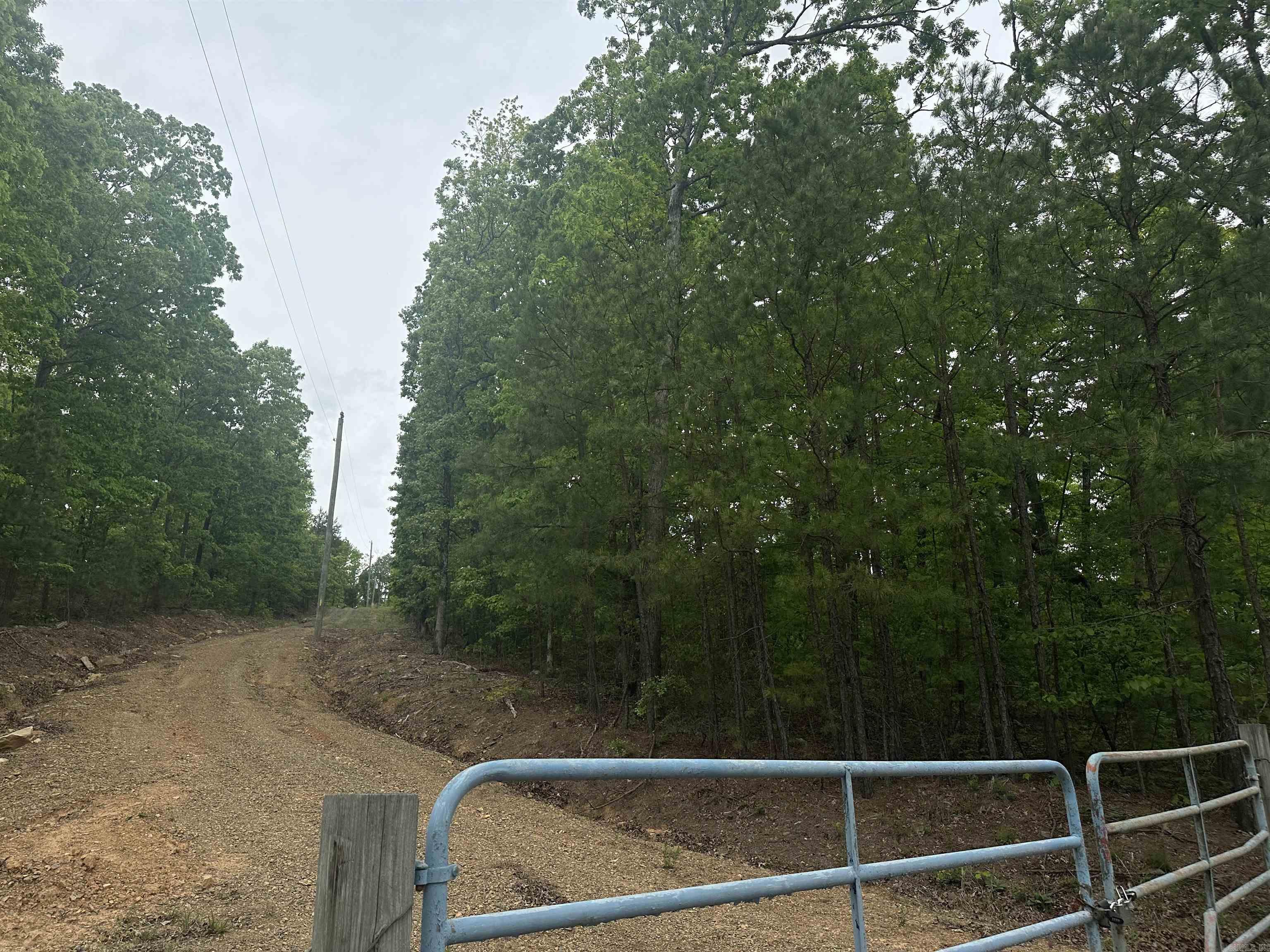 000 Holly Mtn Rd  Clinton, AR