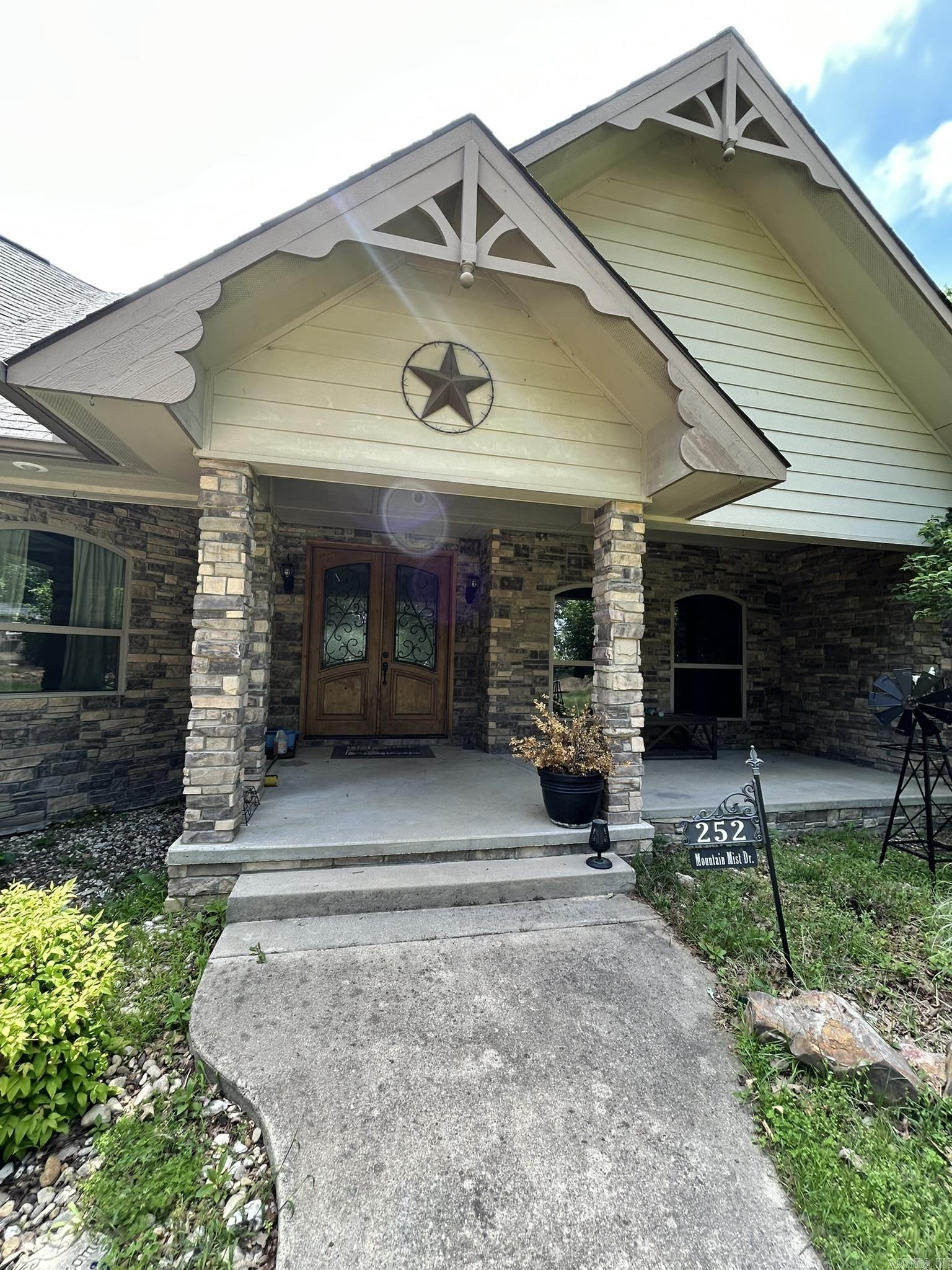 252 Mountain Mist  Dierks, AR