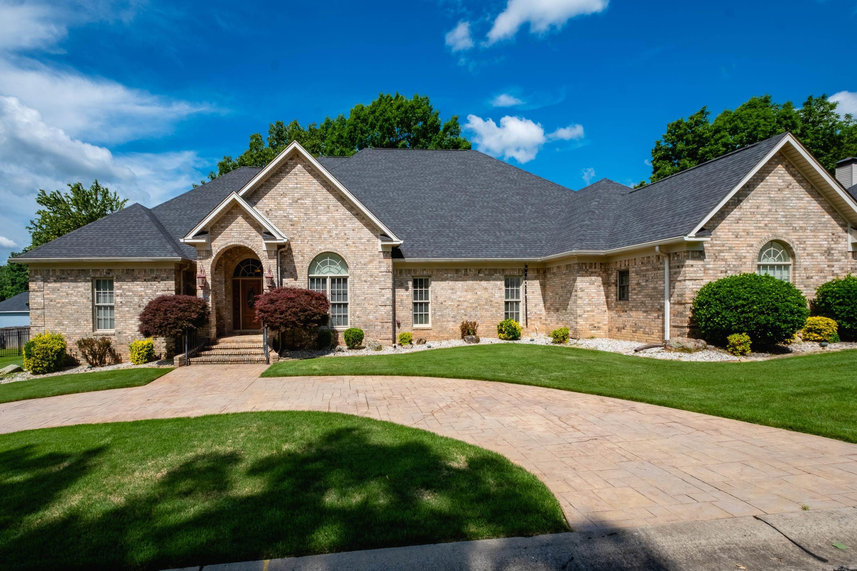 1225 Windsor  Benton, AR
