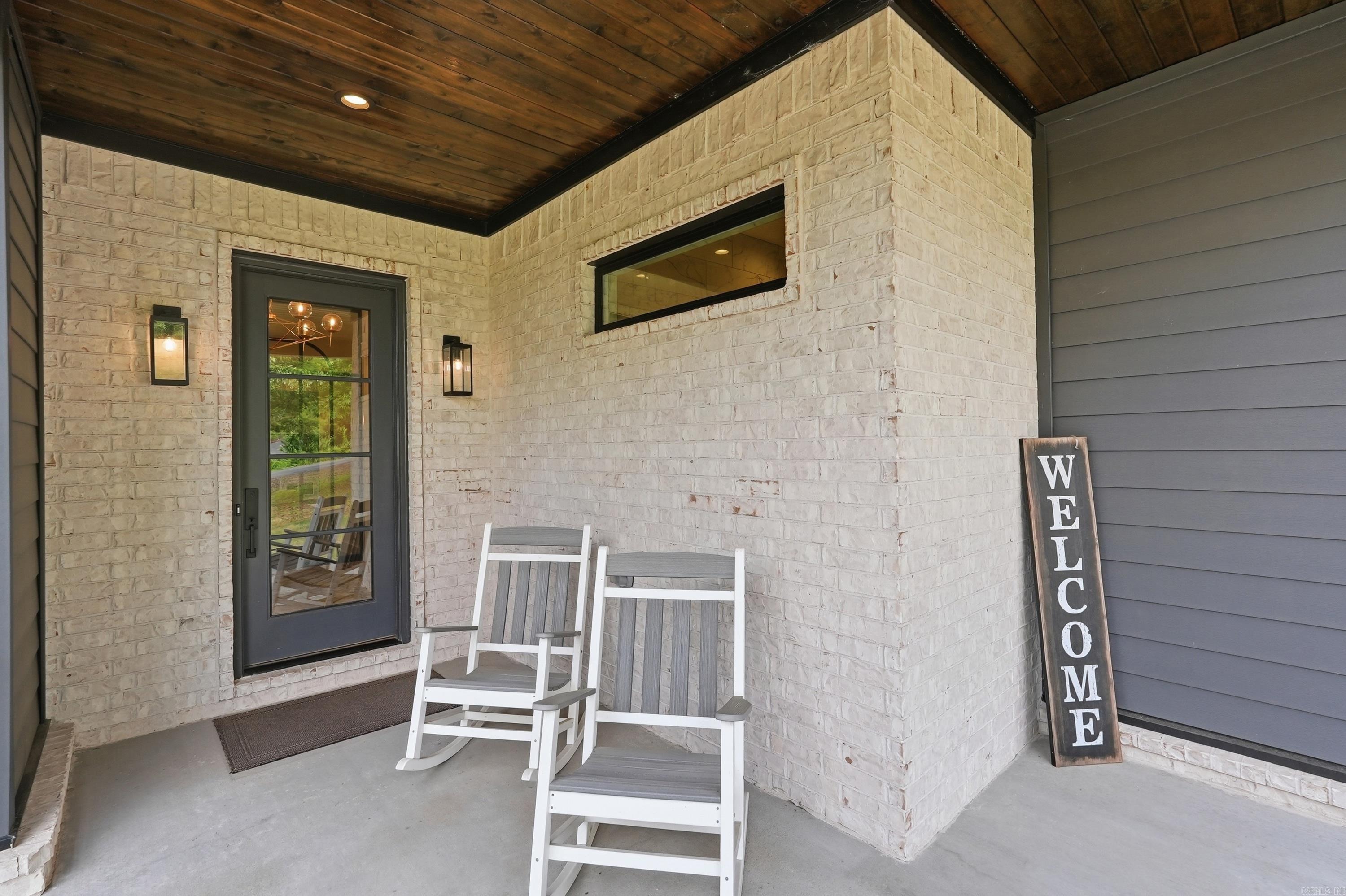 64 Moseley  Conway, AR
