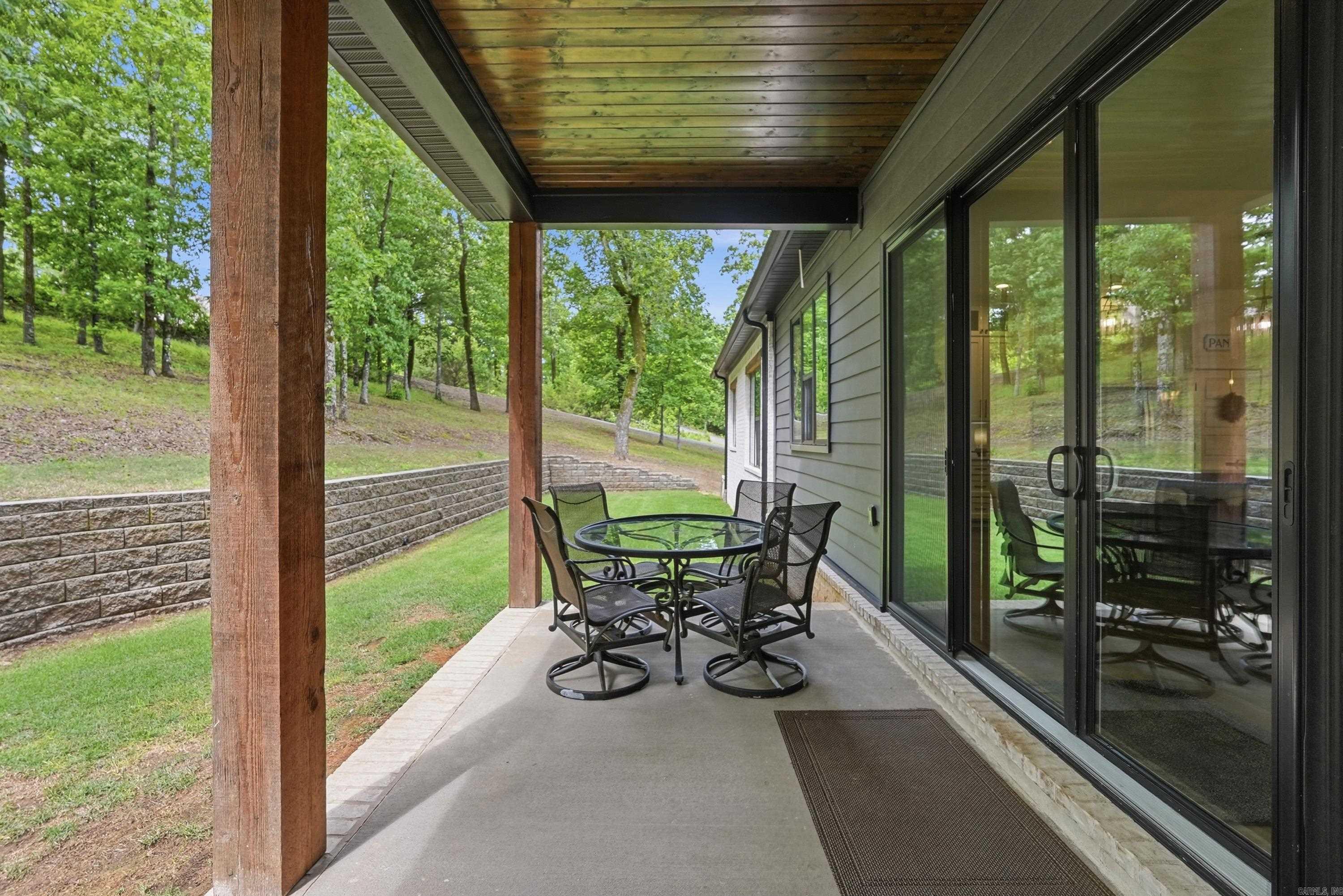 64 Moseley  Conway, AR