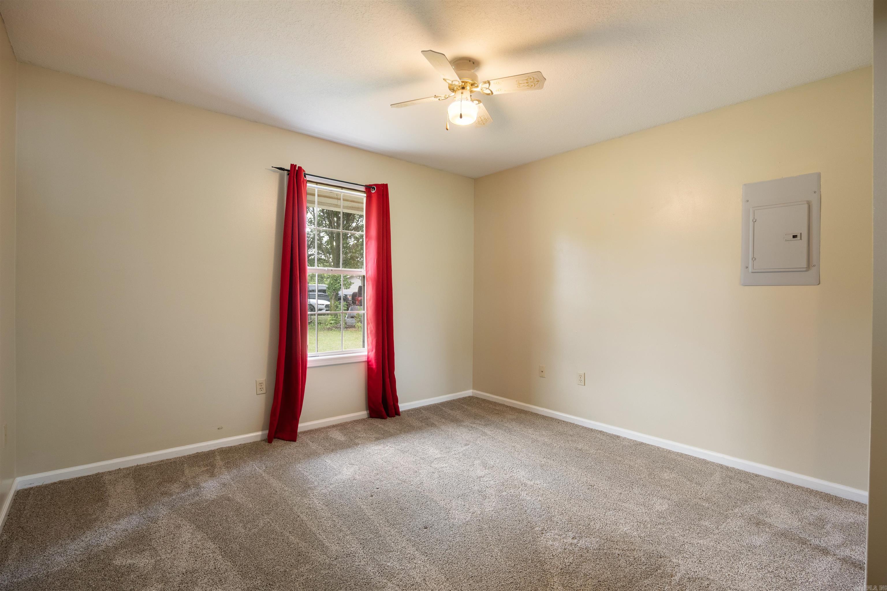 13298 Dixie  Trumann, AR