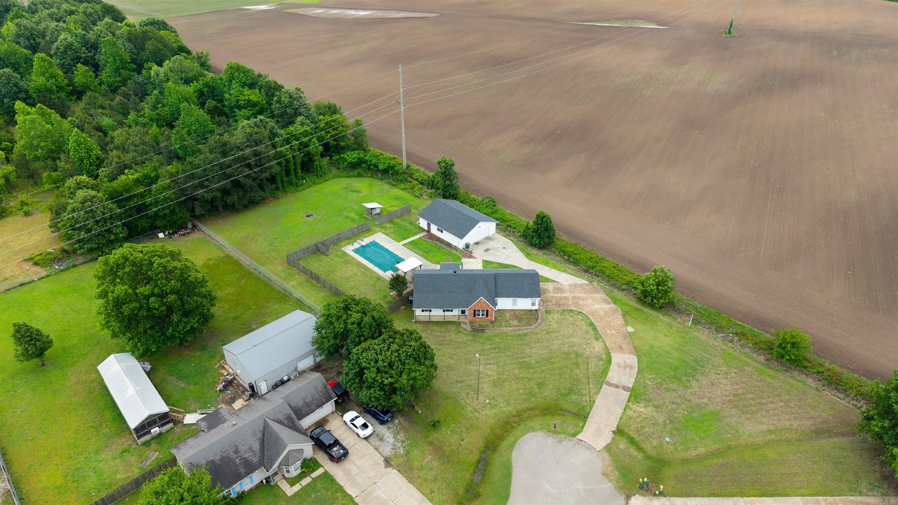 13298 Dixie  Trumann, AR