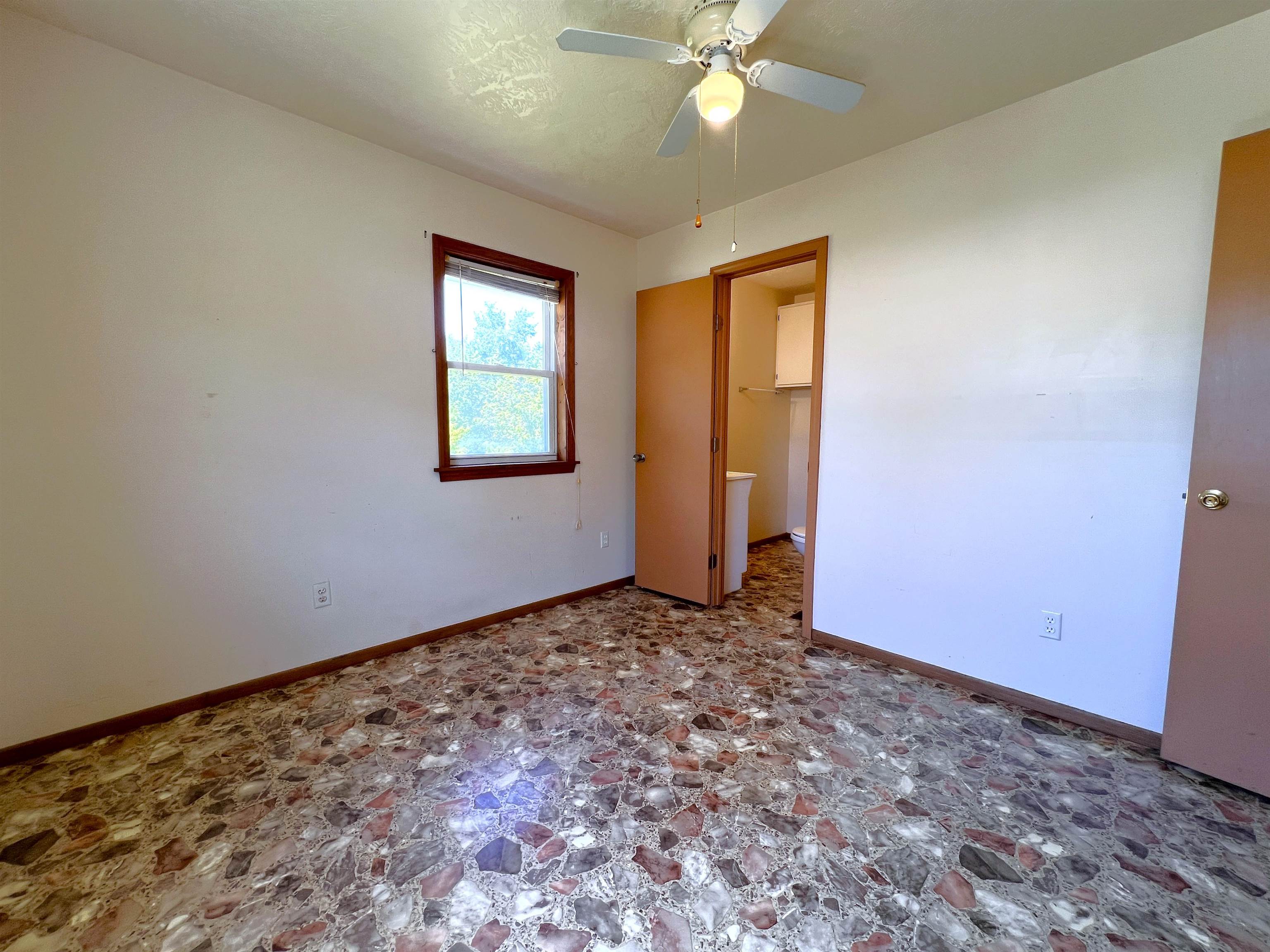1894 Oak Grove  Timbo, AR