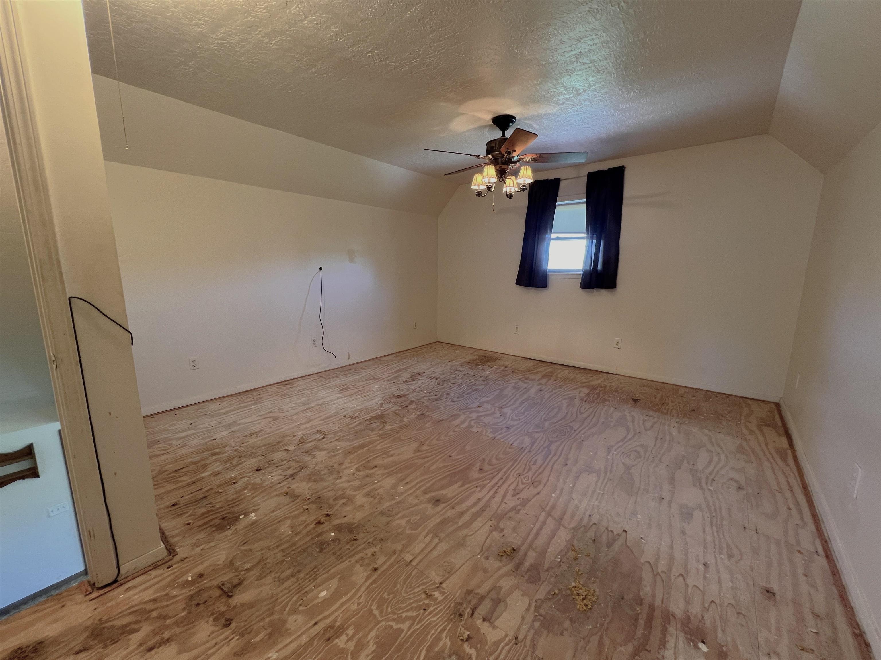 1894 Oak Grove  Timbo, AR