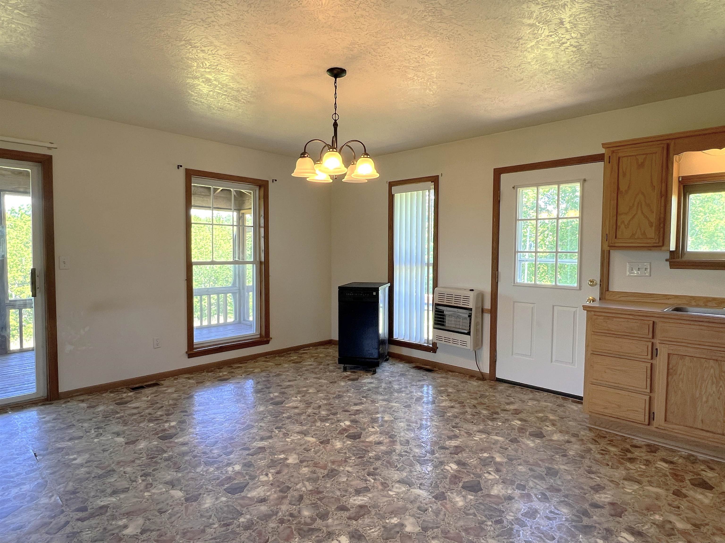 1894 Oak Grove  Timbo, AR