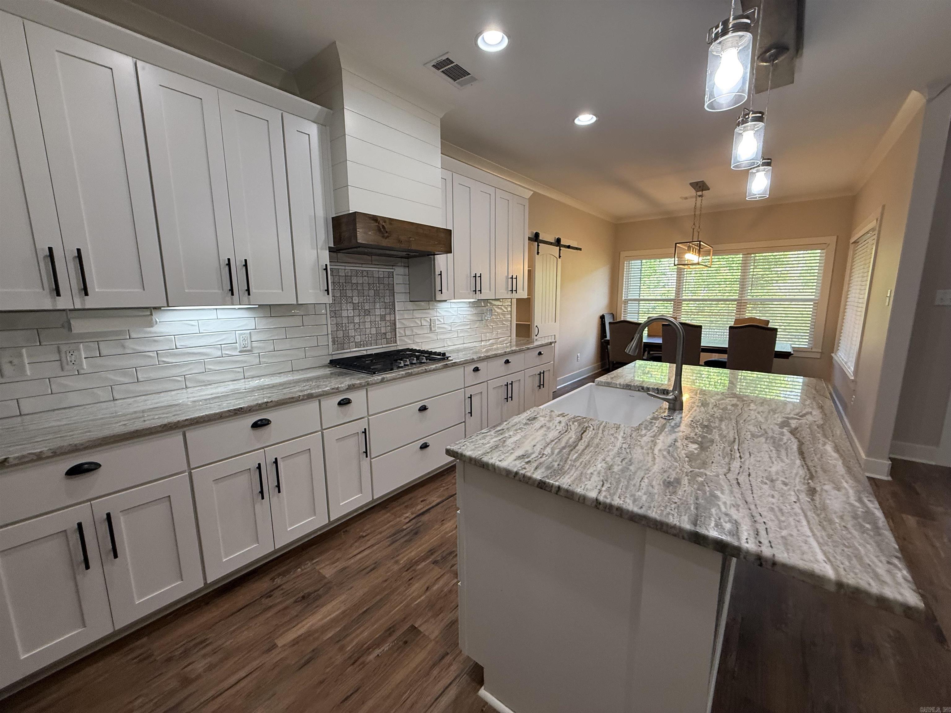 632 Hiram  Bauxite, AR