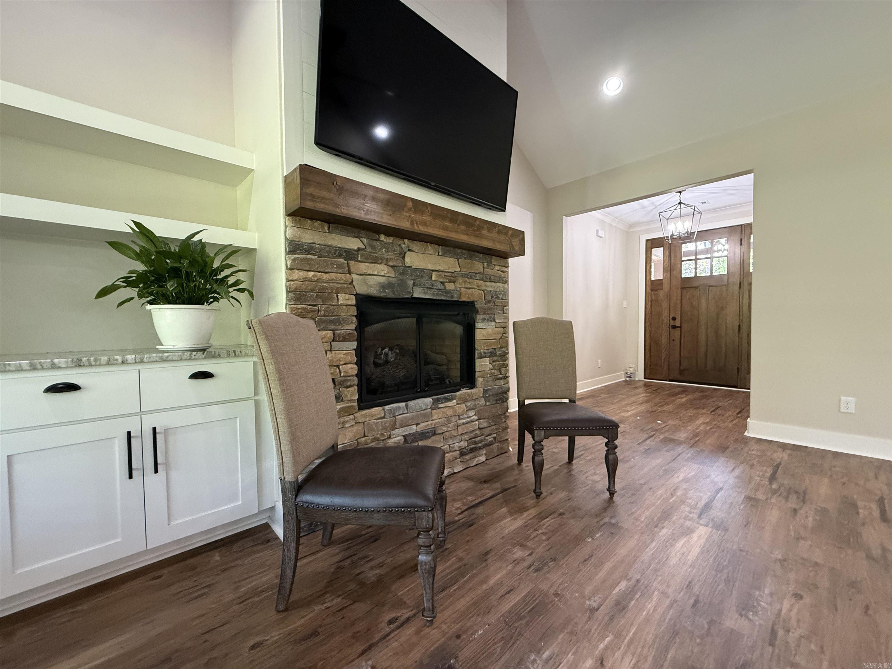 632 Hiram  Bauxite, AR