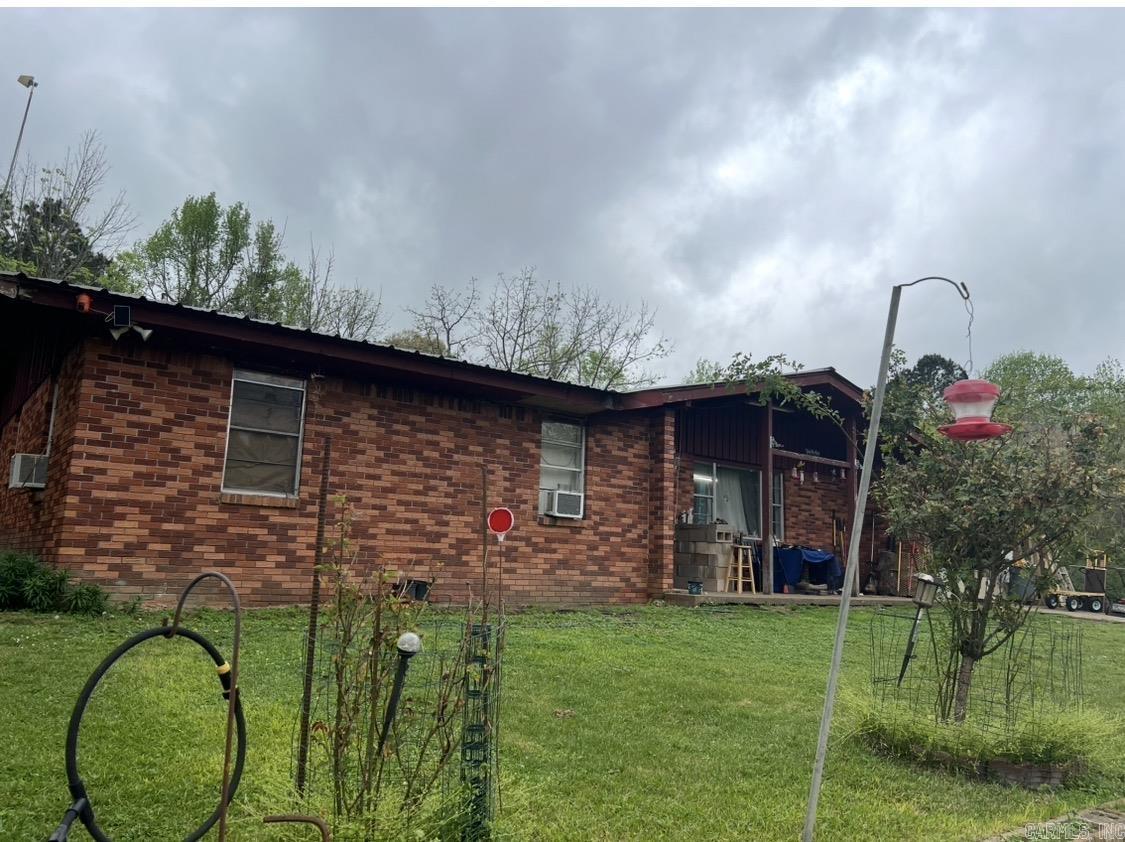 120 W Moffett Trail Caddo Gap, AR 71935