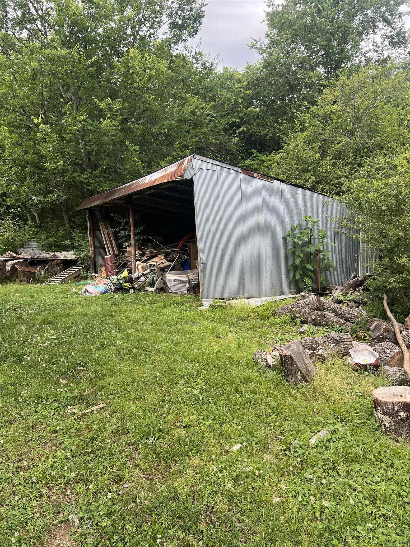120 W Moffett Trail Caddo Gap, AR 71935
