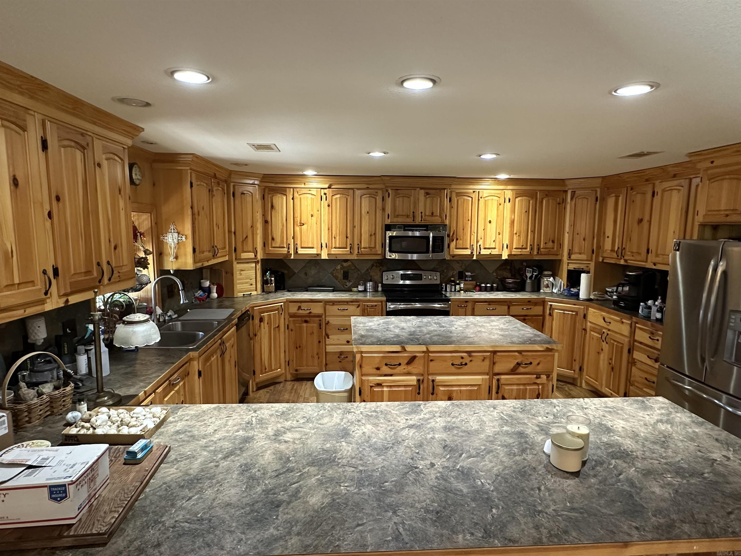 1156 E HWY 26  Delight, AR