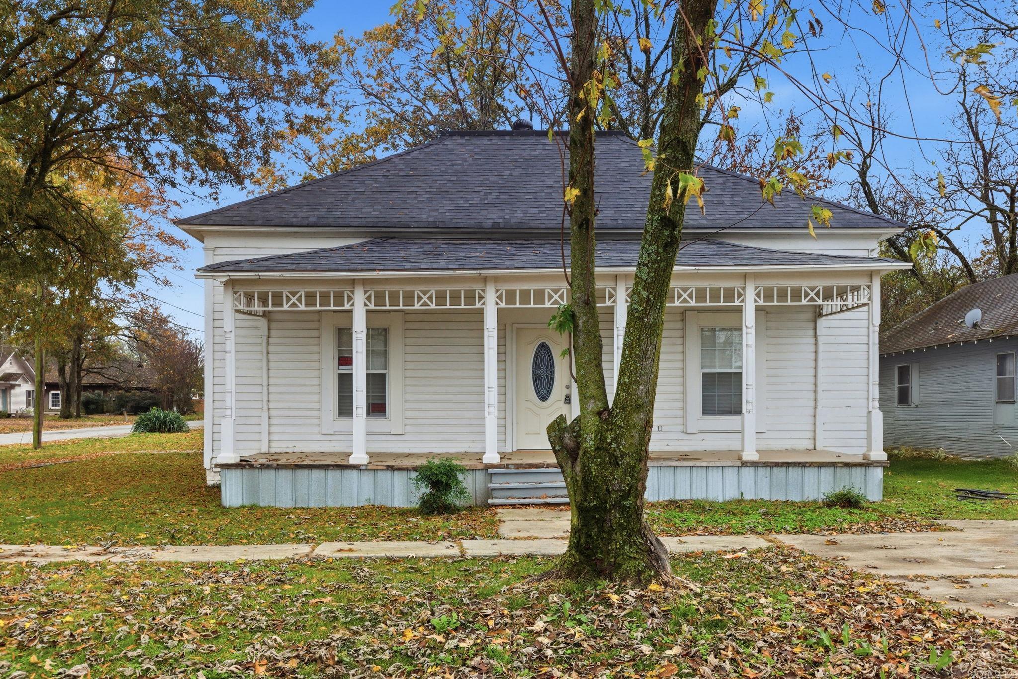 628 E 2nd  Stuttgart, AR