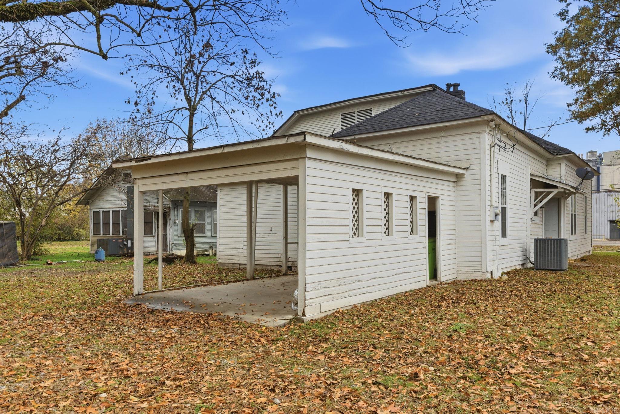 628 E 2nd  Stuttgart, AR