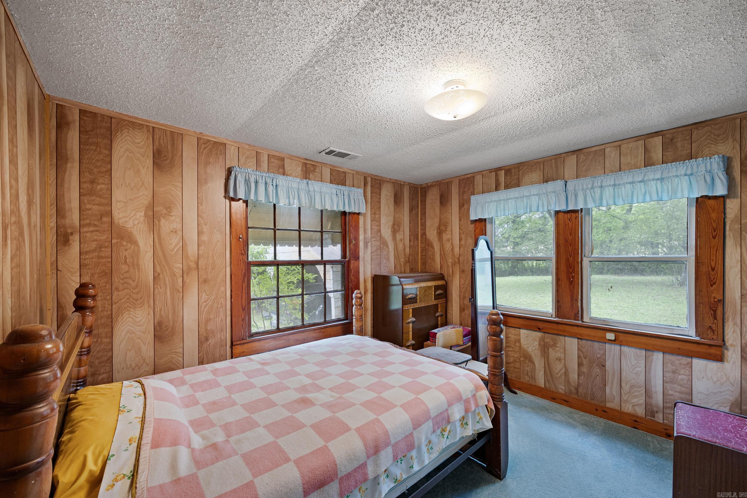 5303 N Arkansas  Russellville, AR