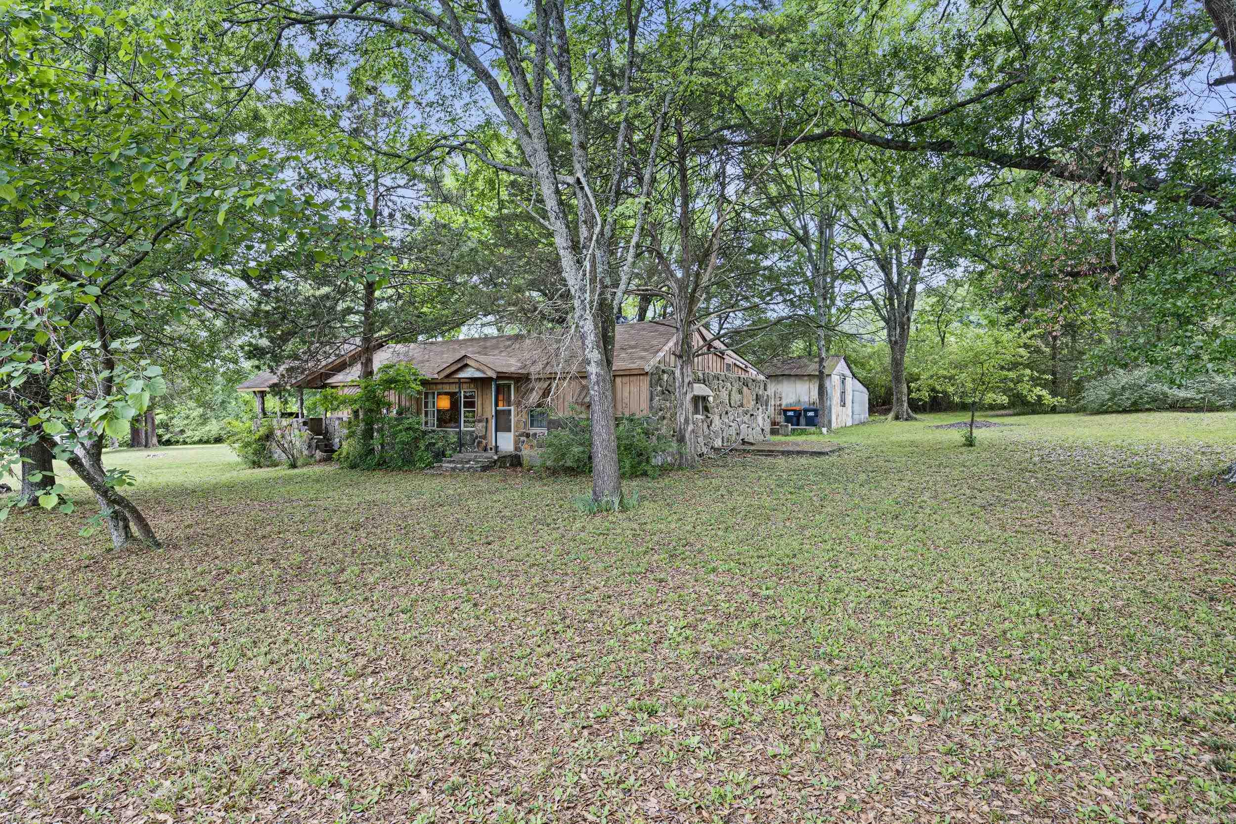 5303 N Arkansas  Russellville, AR