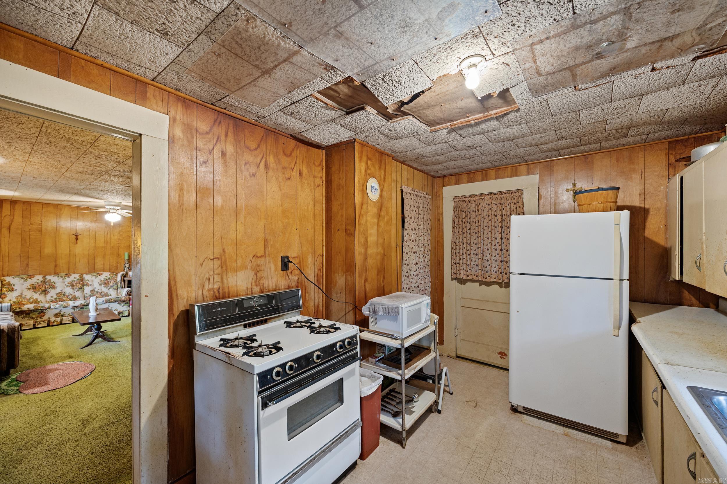 5303 N Arkansas  Russellville, AR