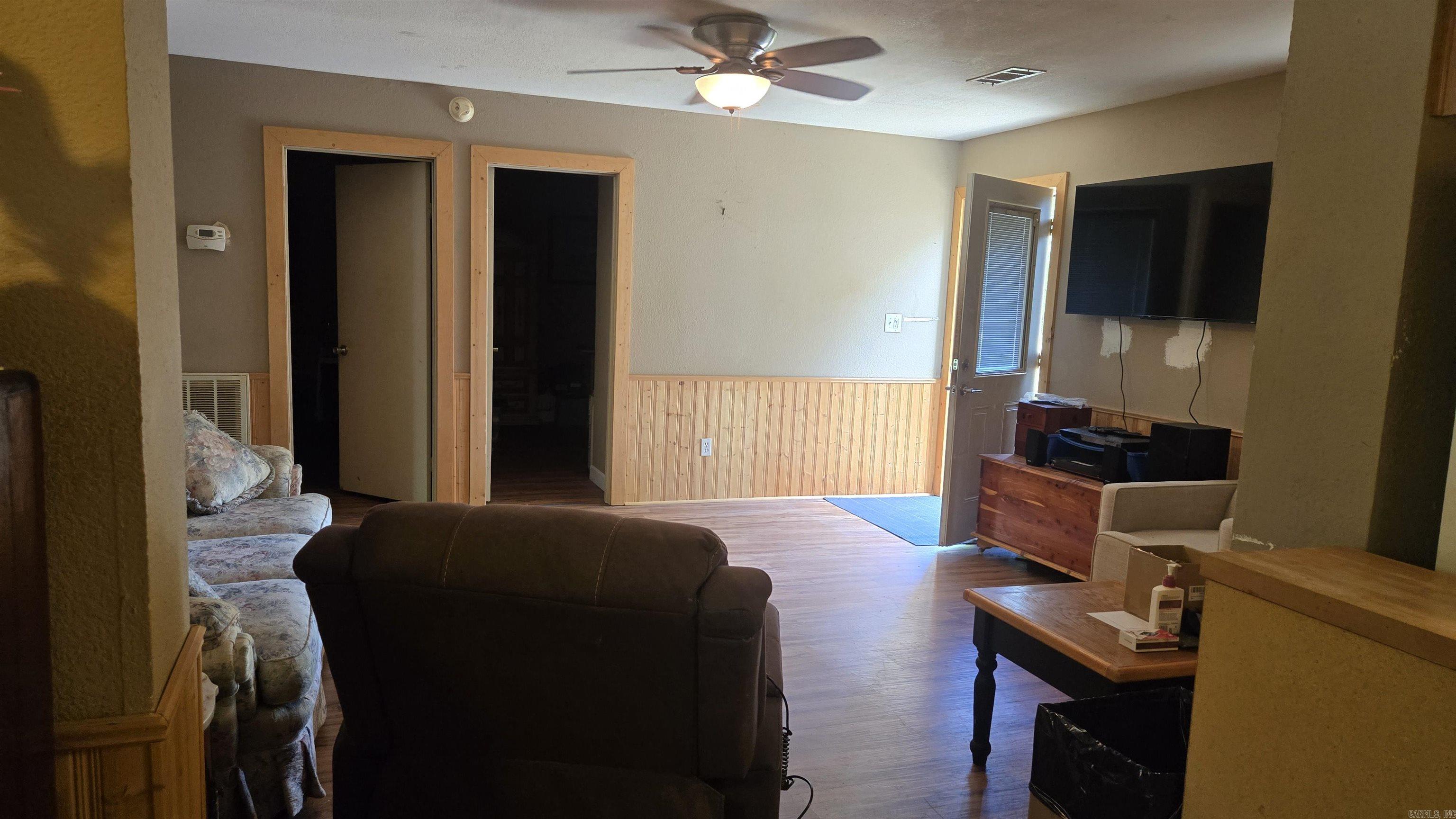 504 W glazy peau  Hot Springs, AR