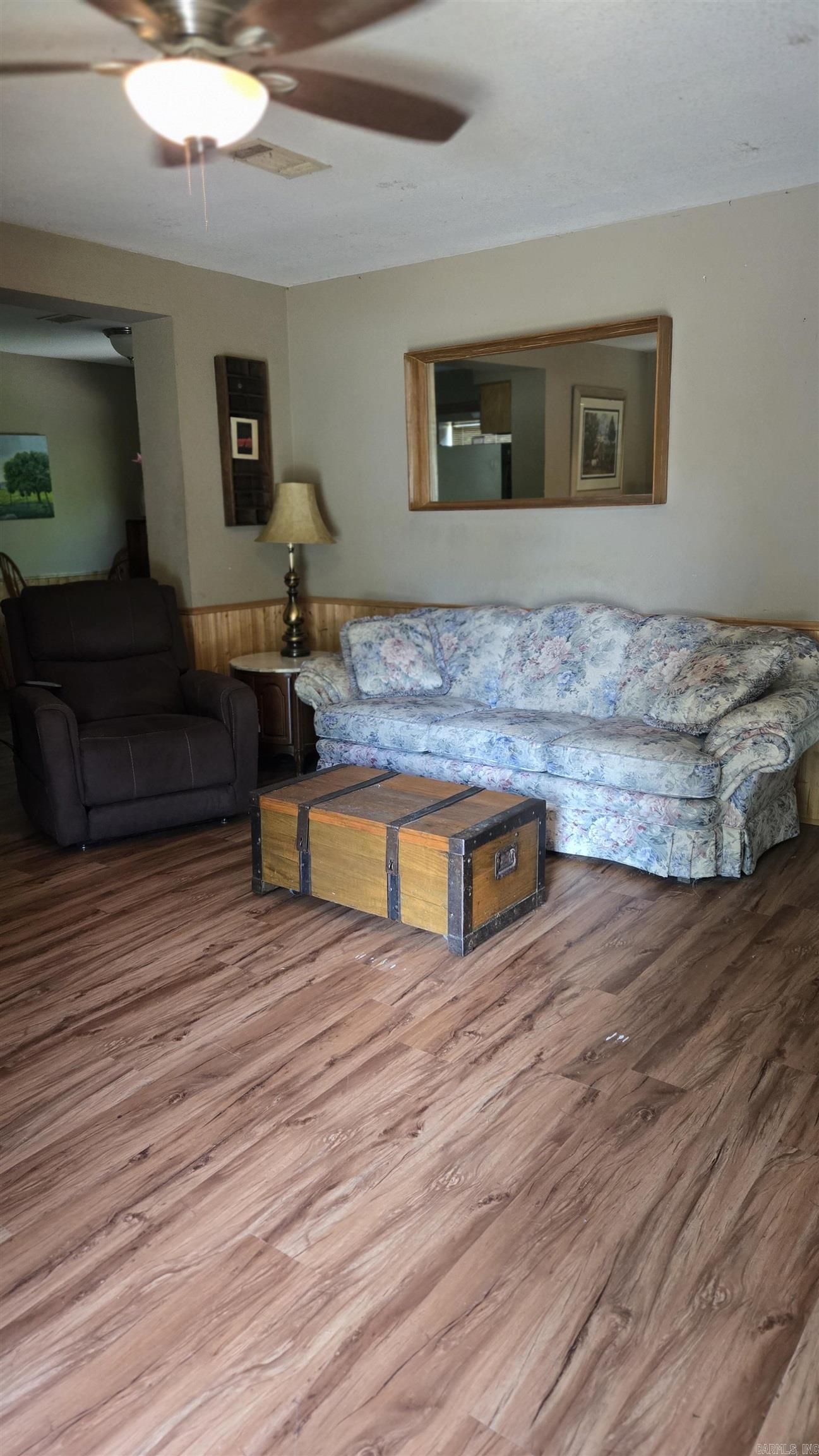 504 W glazy peau  Hot Springs, AR