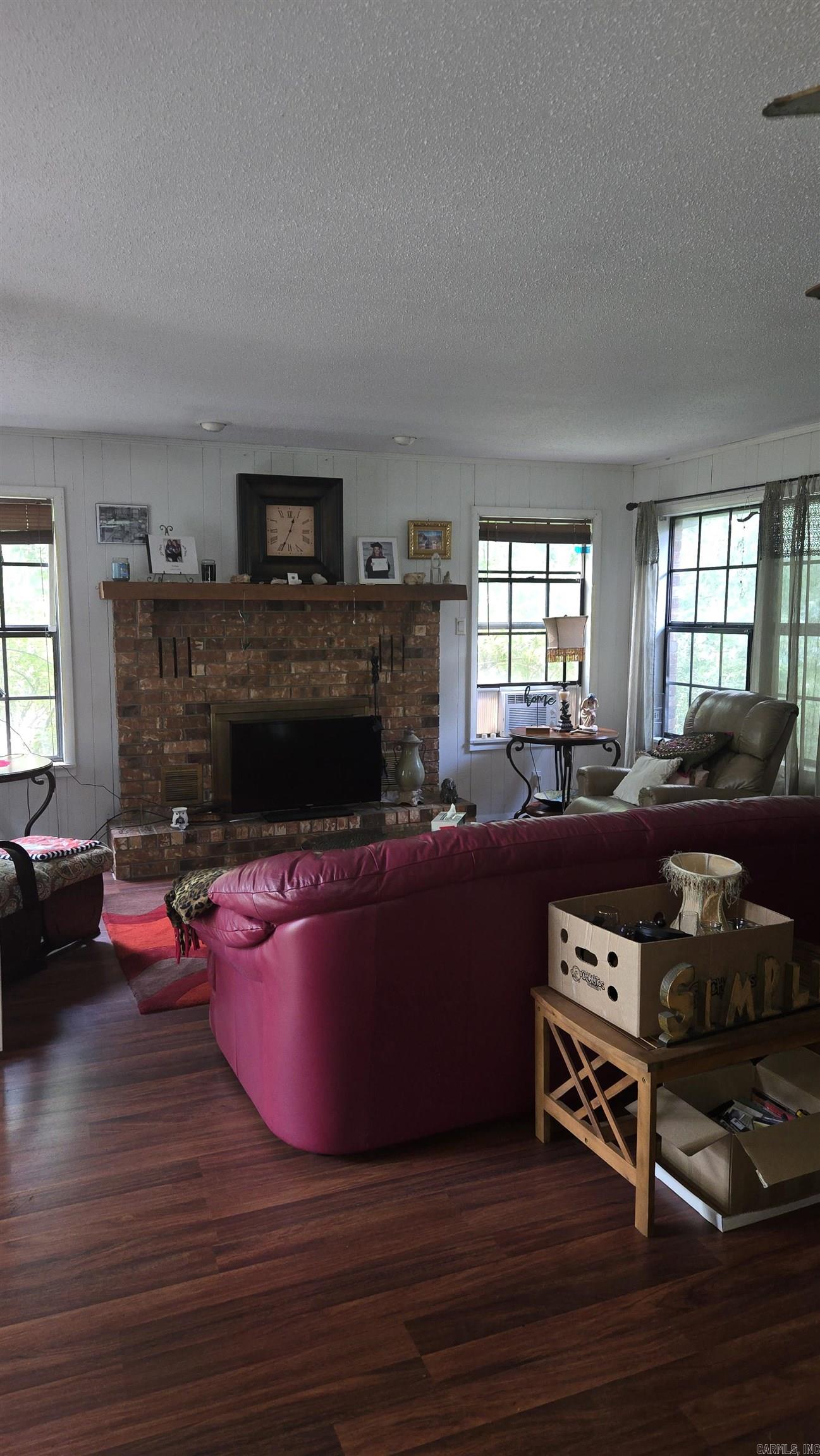 504 W glazy peau  Hot Springs, AR