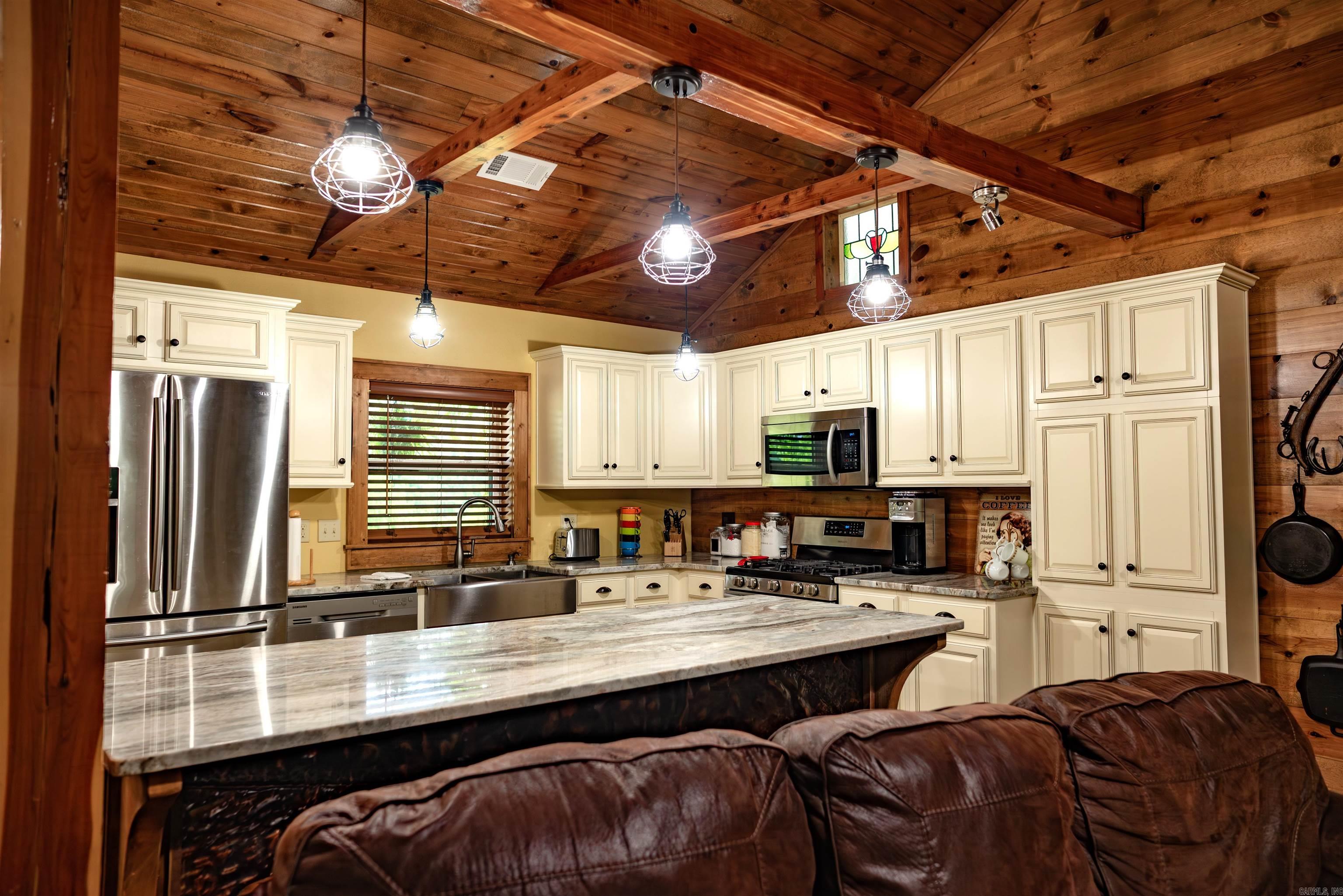 120 Upper Yorktown  Locust Grove, AR