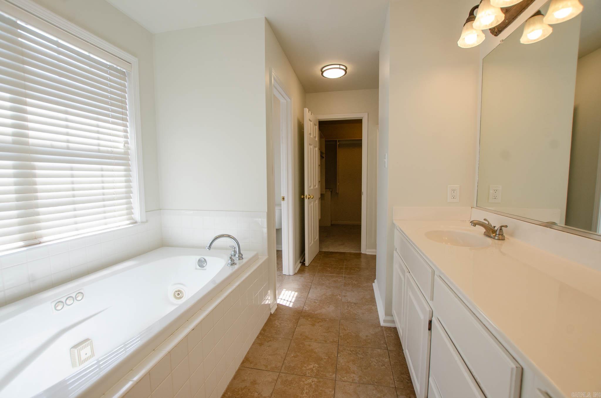 4202 Stephanie  Jonesboro, AR