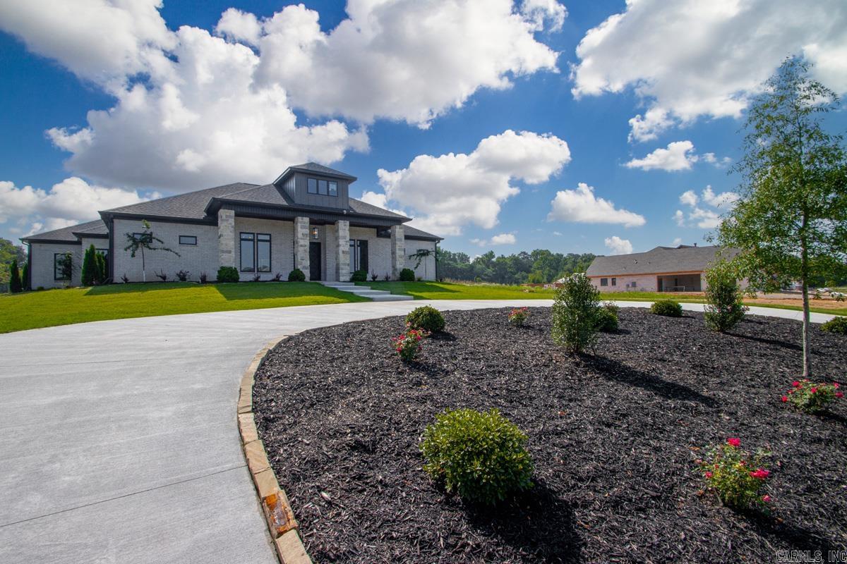 100 Liberty Oaks Trail Alexander, AR 72002