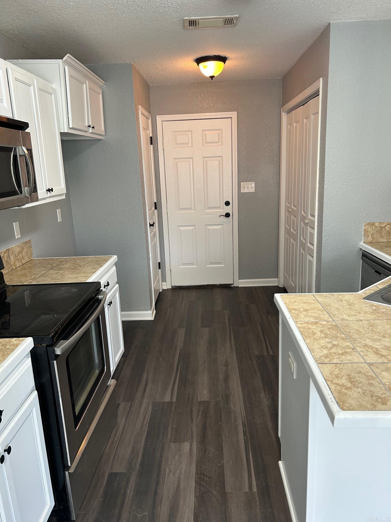 3994 Mountaincrest Cir  Shannon Hills, AR