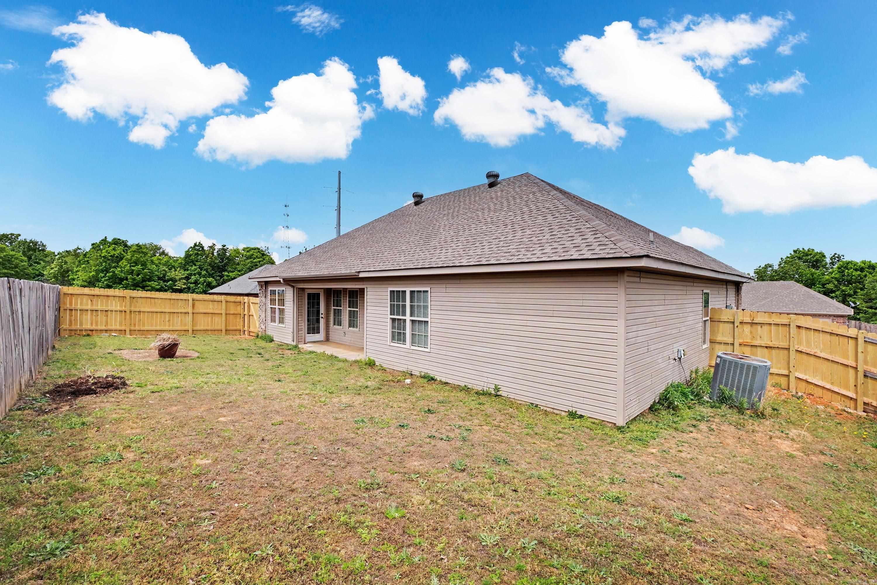3994 Mountaincrest Cir  Shannon Hills, AR