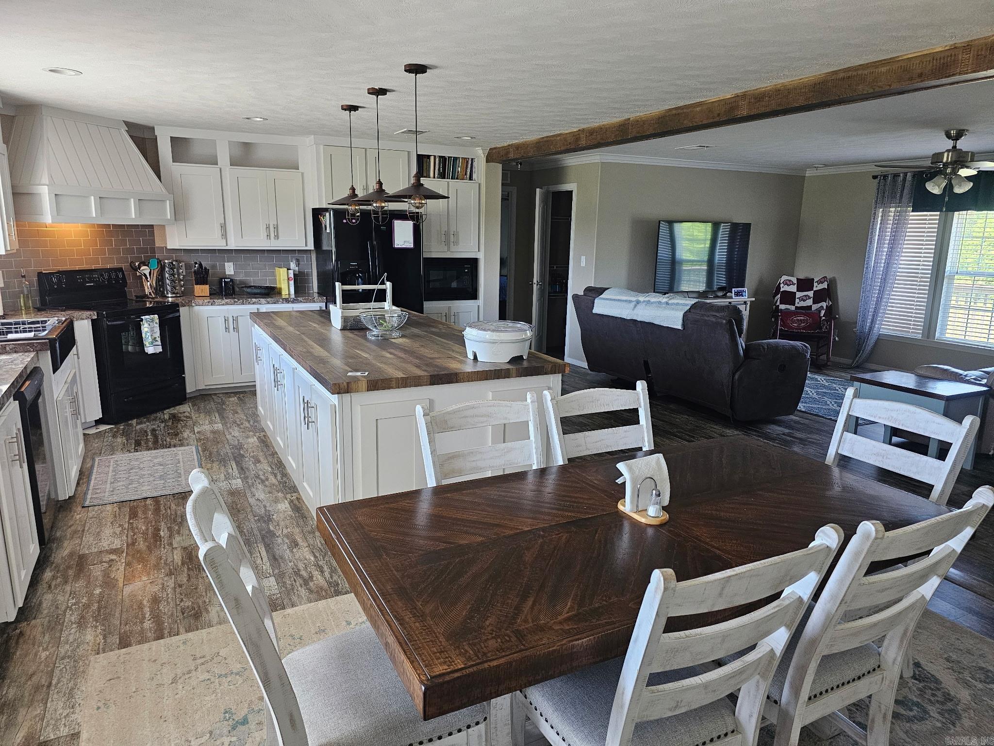 1313 Tollett  Newhope, AR