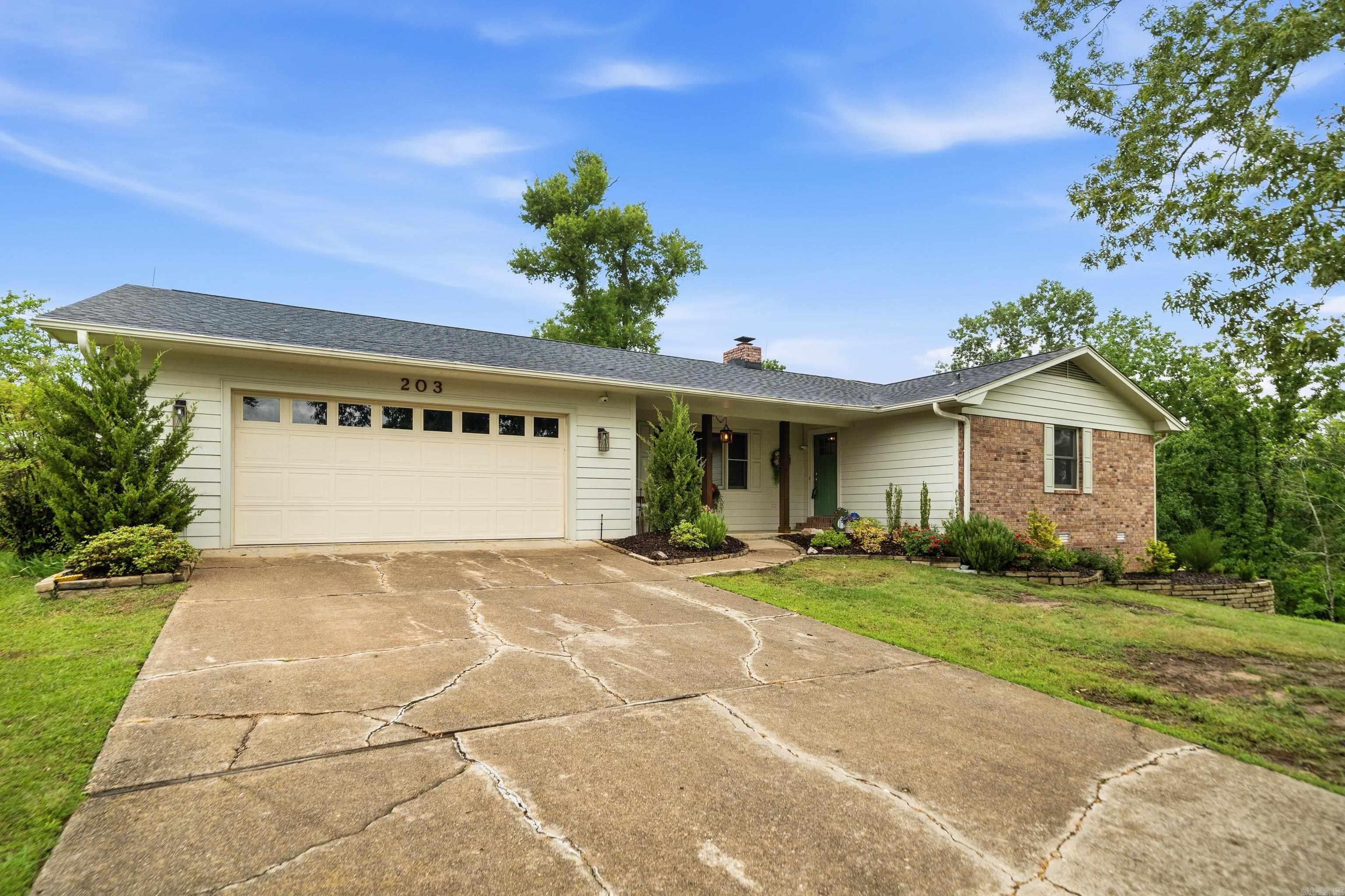 203 Chase  Hot Springs, AR