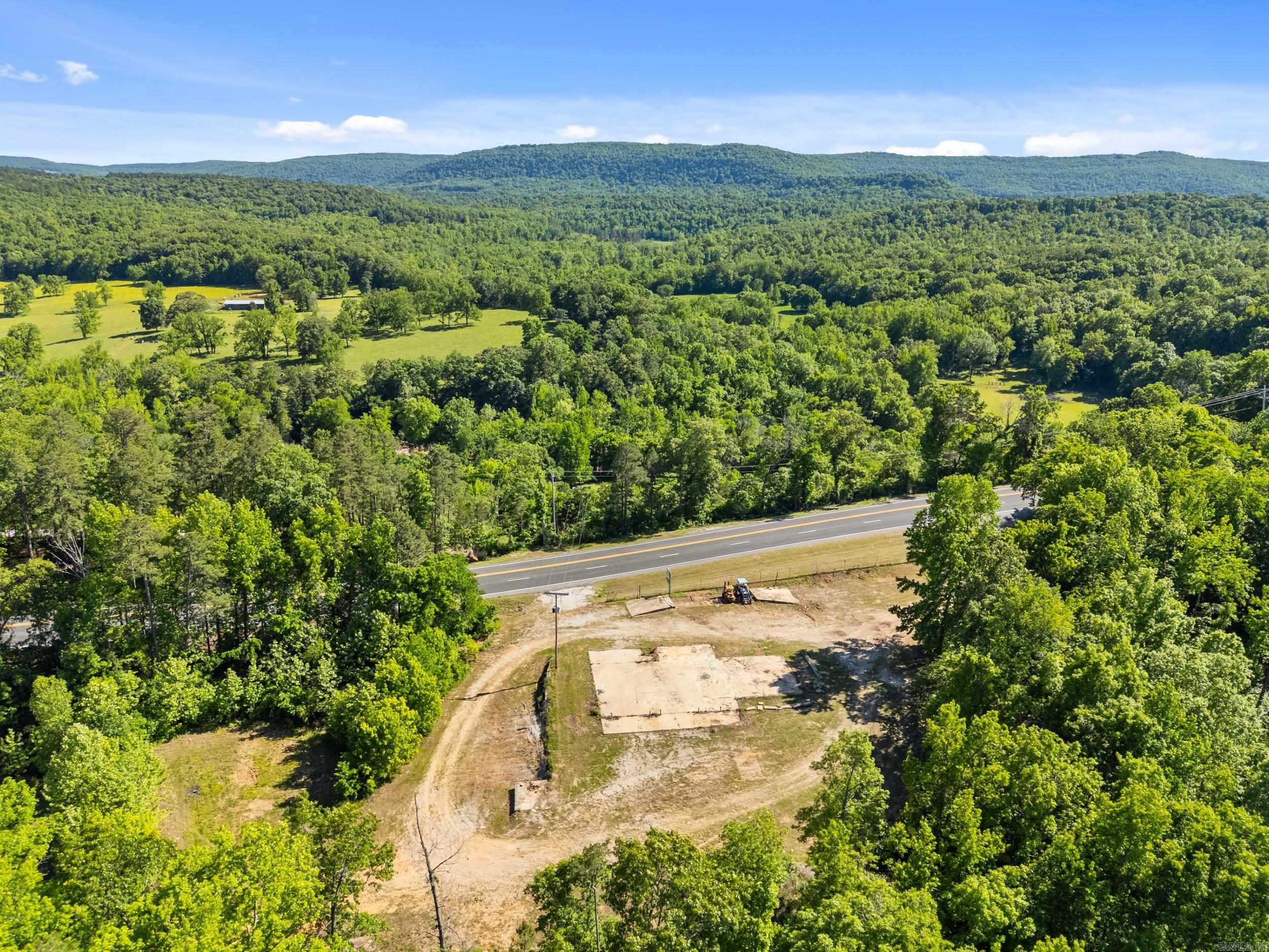 17950 E 14  Mountain View, AR