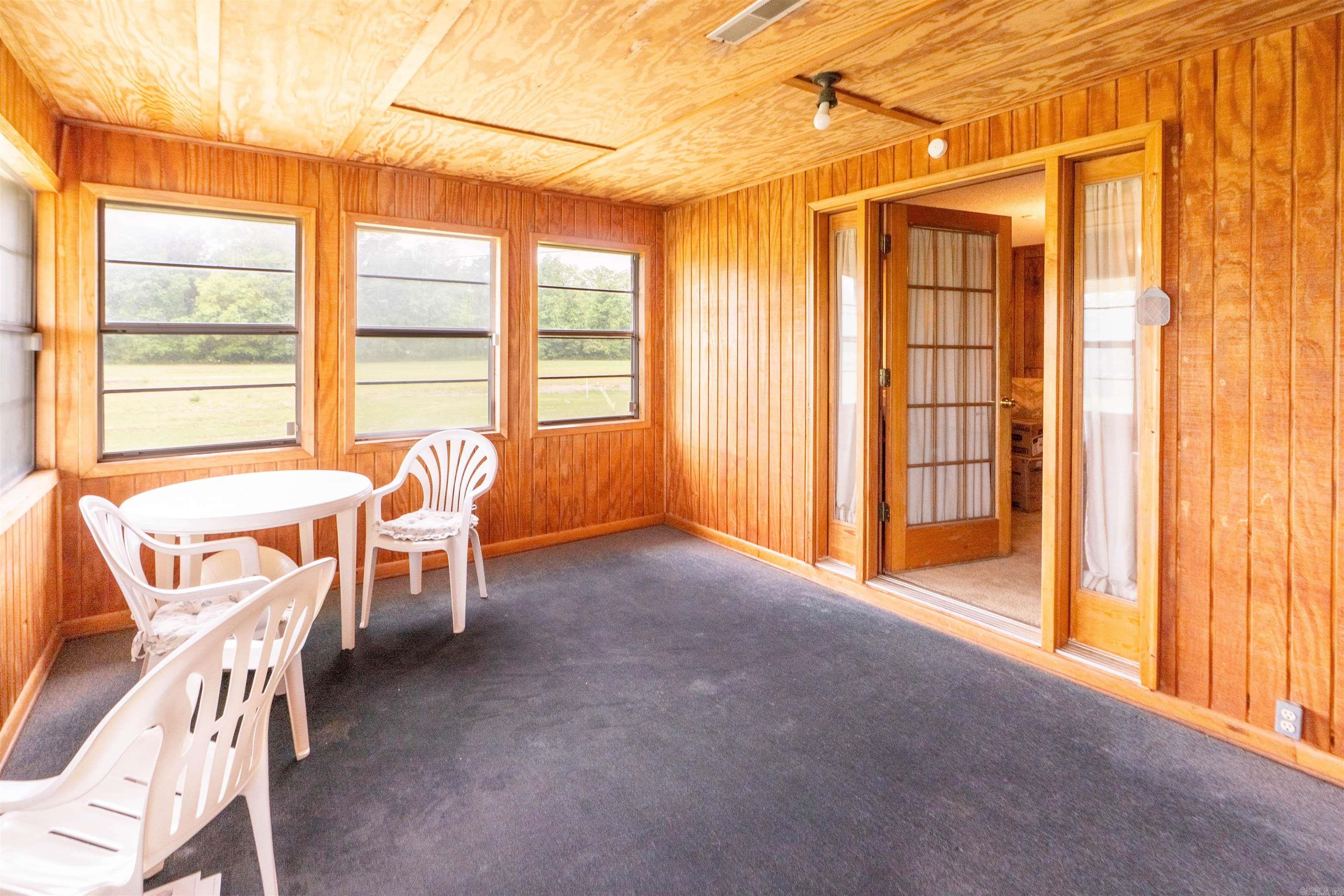 4040 HWY 20  Helena, AR