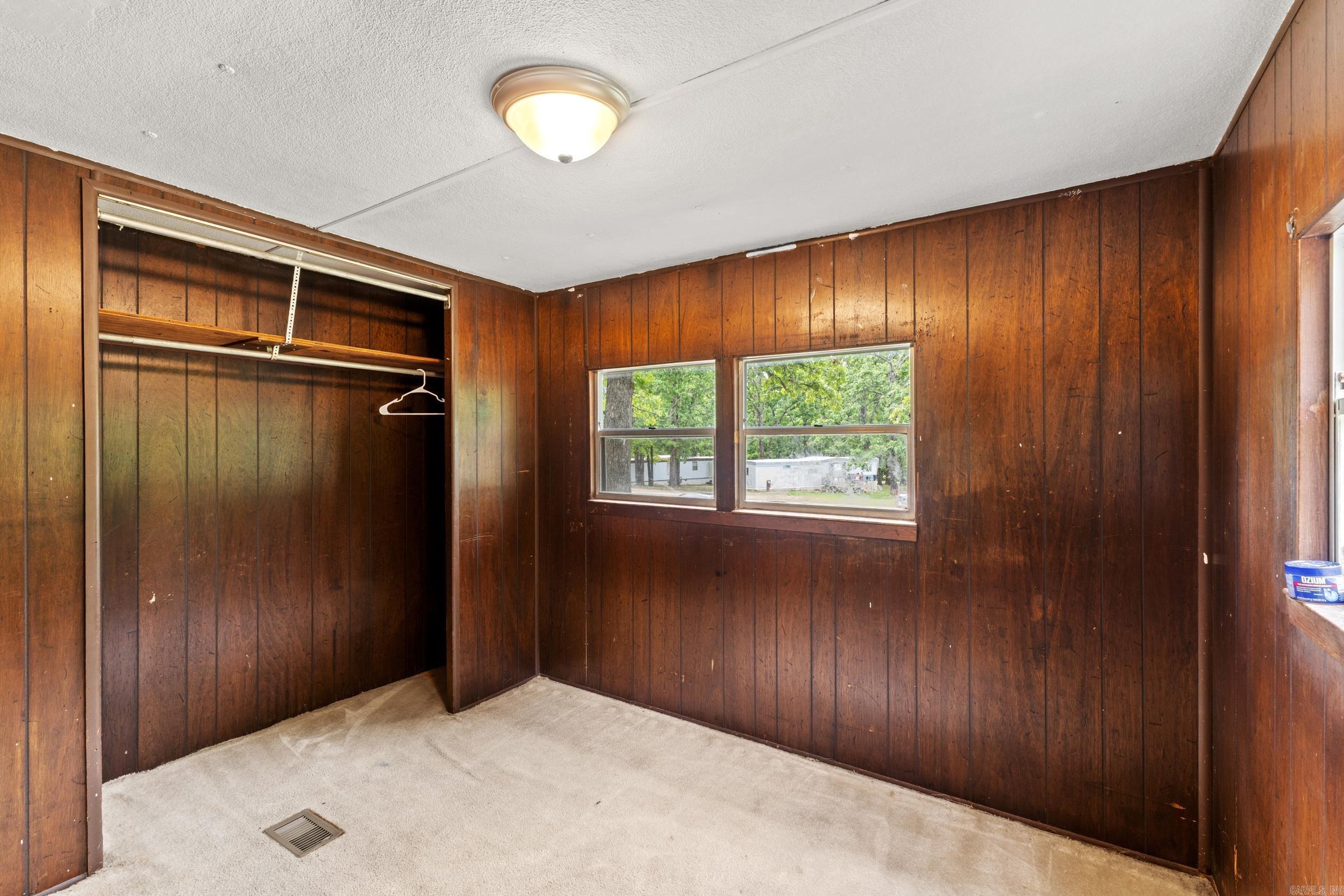 409 CR 916  Mountain Home, AR