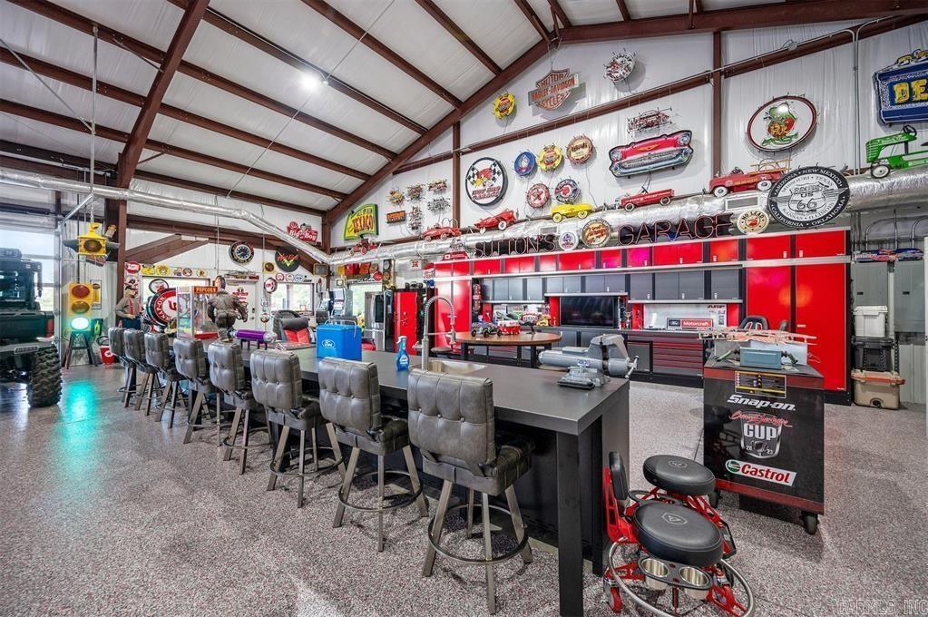 500 Rink  De Queen, AR