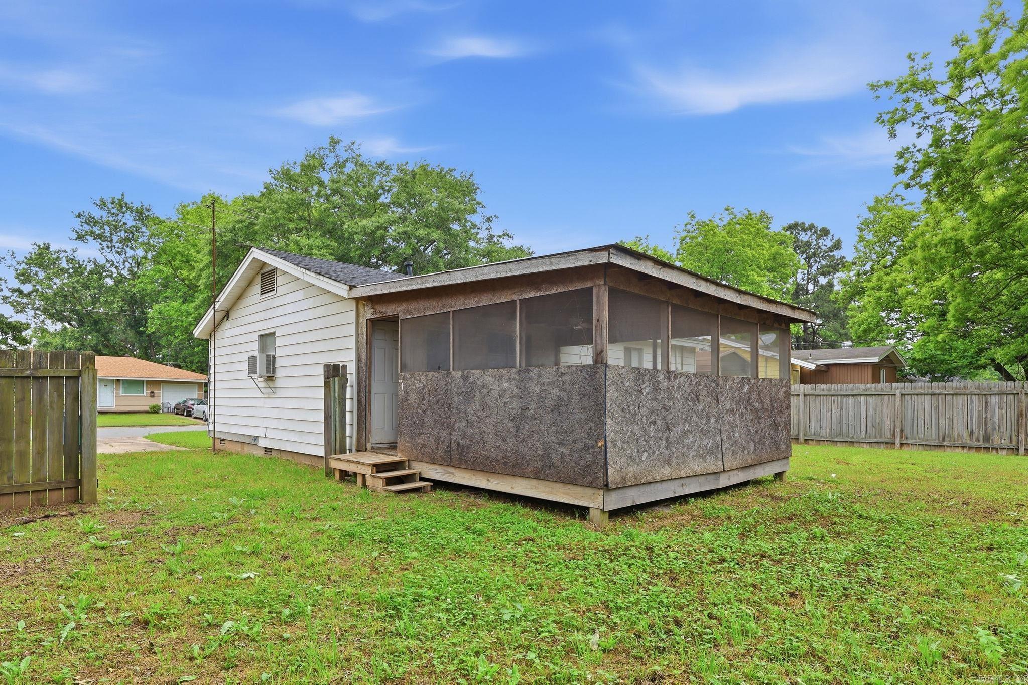 712 Graham  North Little Rock, AR
